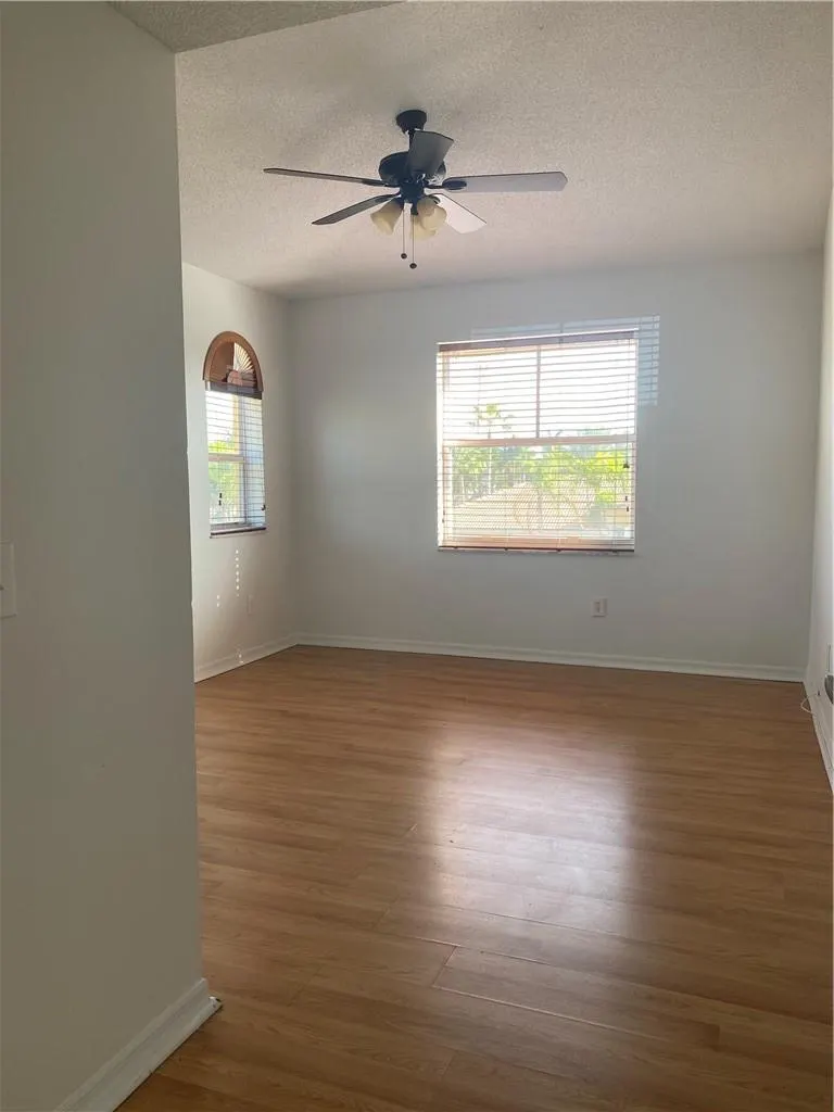 9640 NW 2ND ST, #5-302