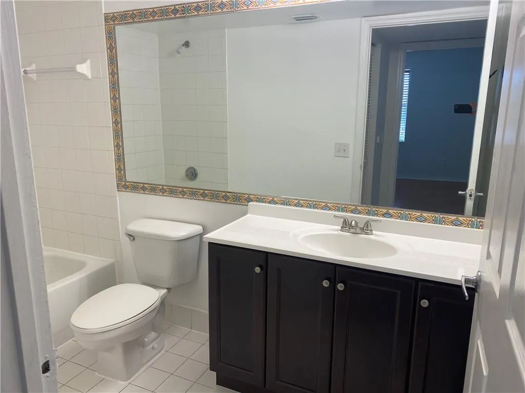 9640 NW 2ND ST, #5-302