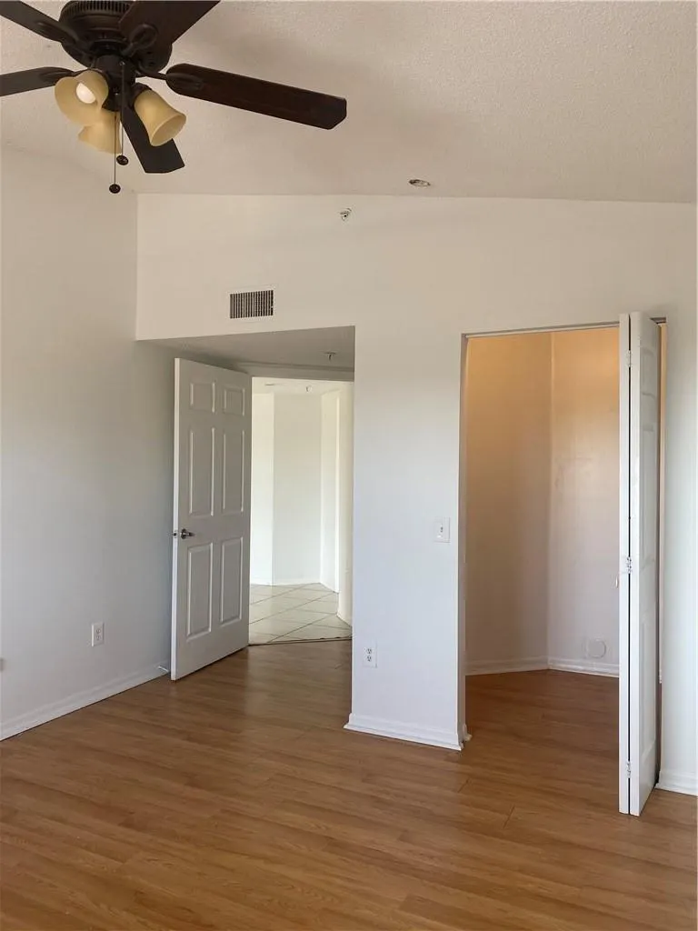 9640 NW 2ND ST, #5-302