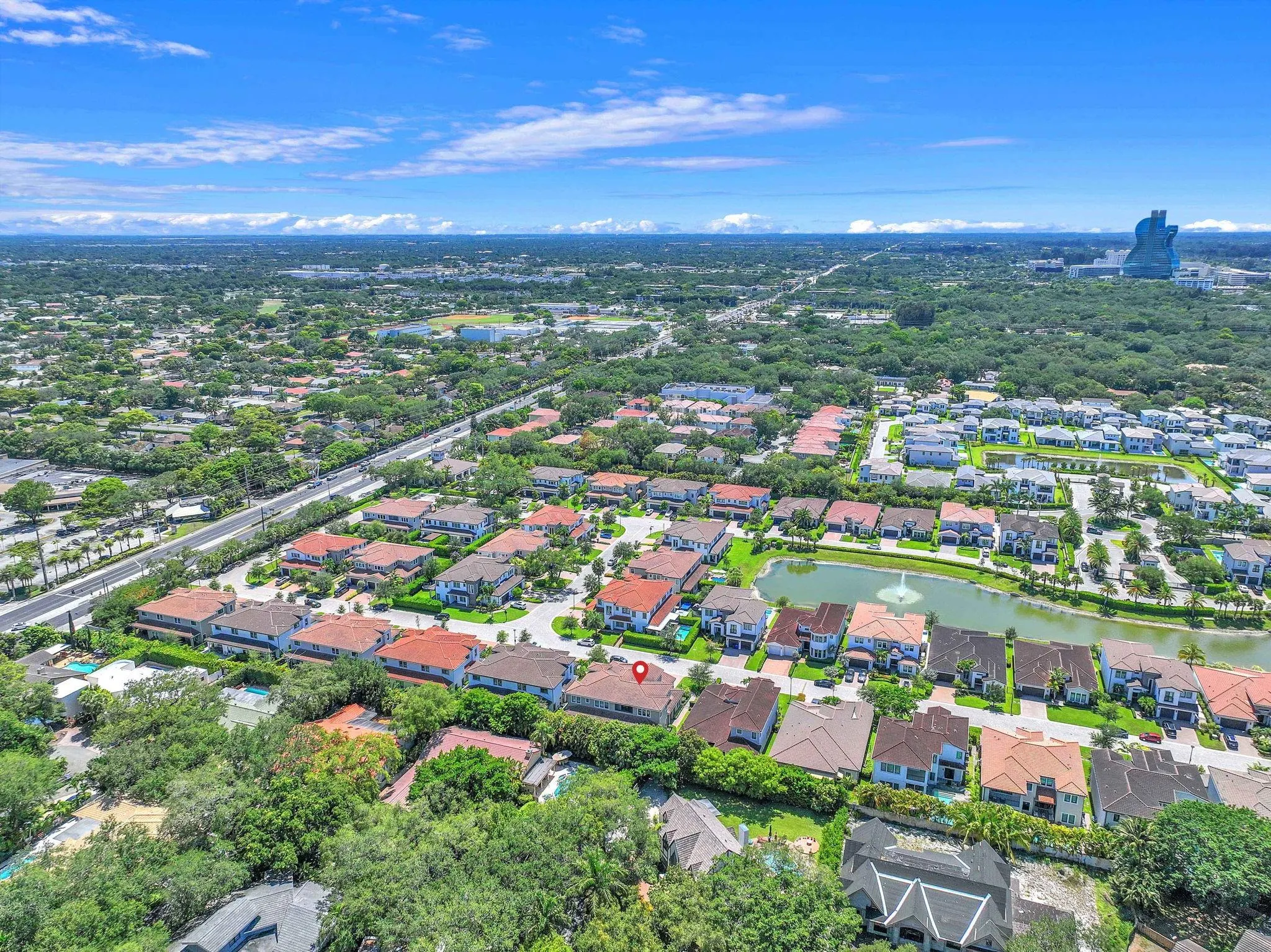 5812 E Brookfield Cir E