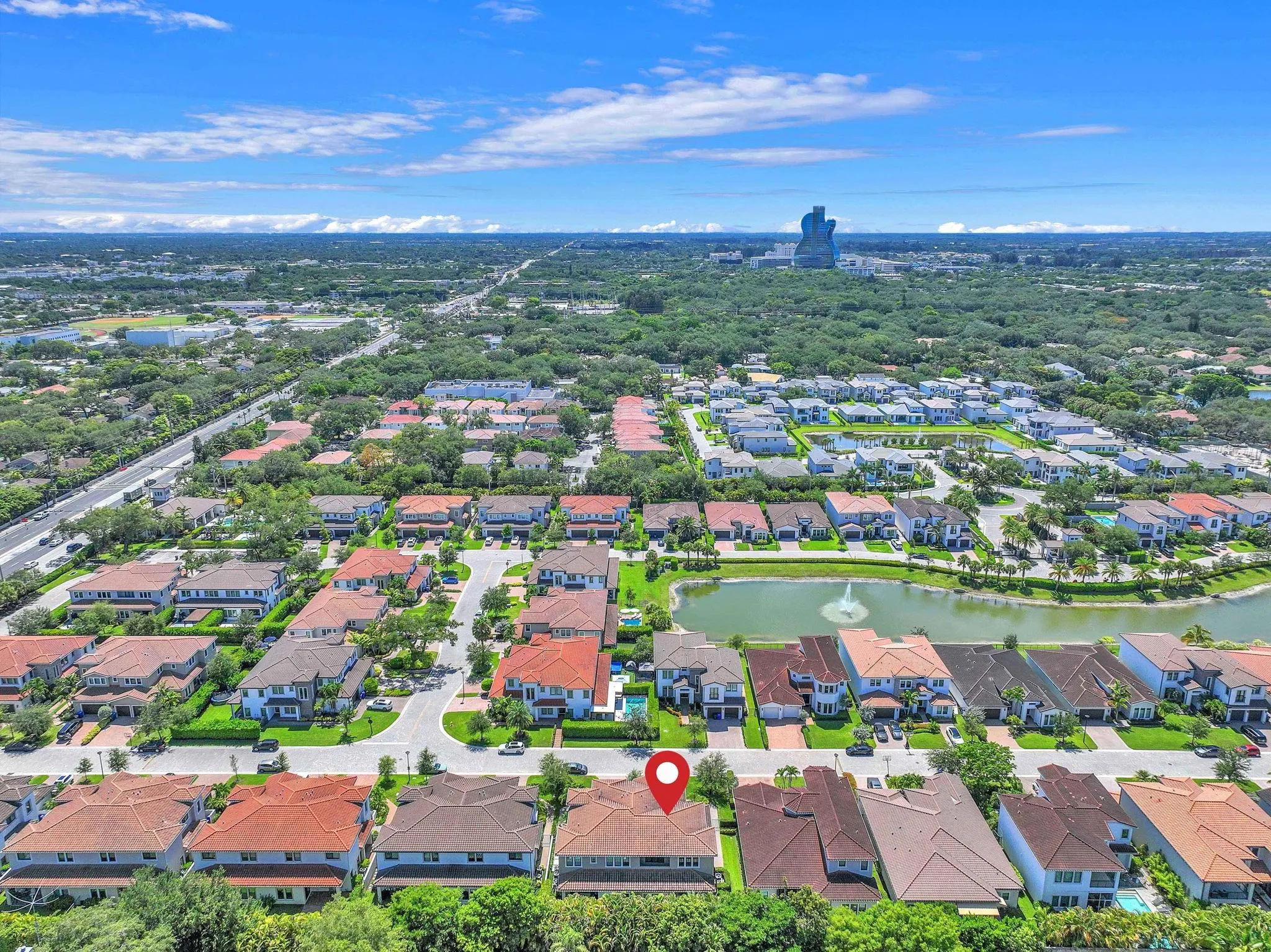 5812 E Brookfield Cir E