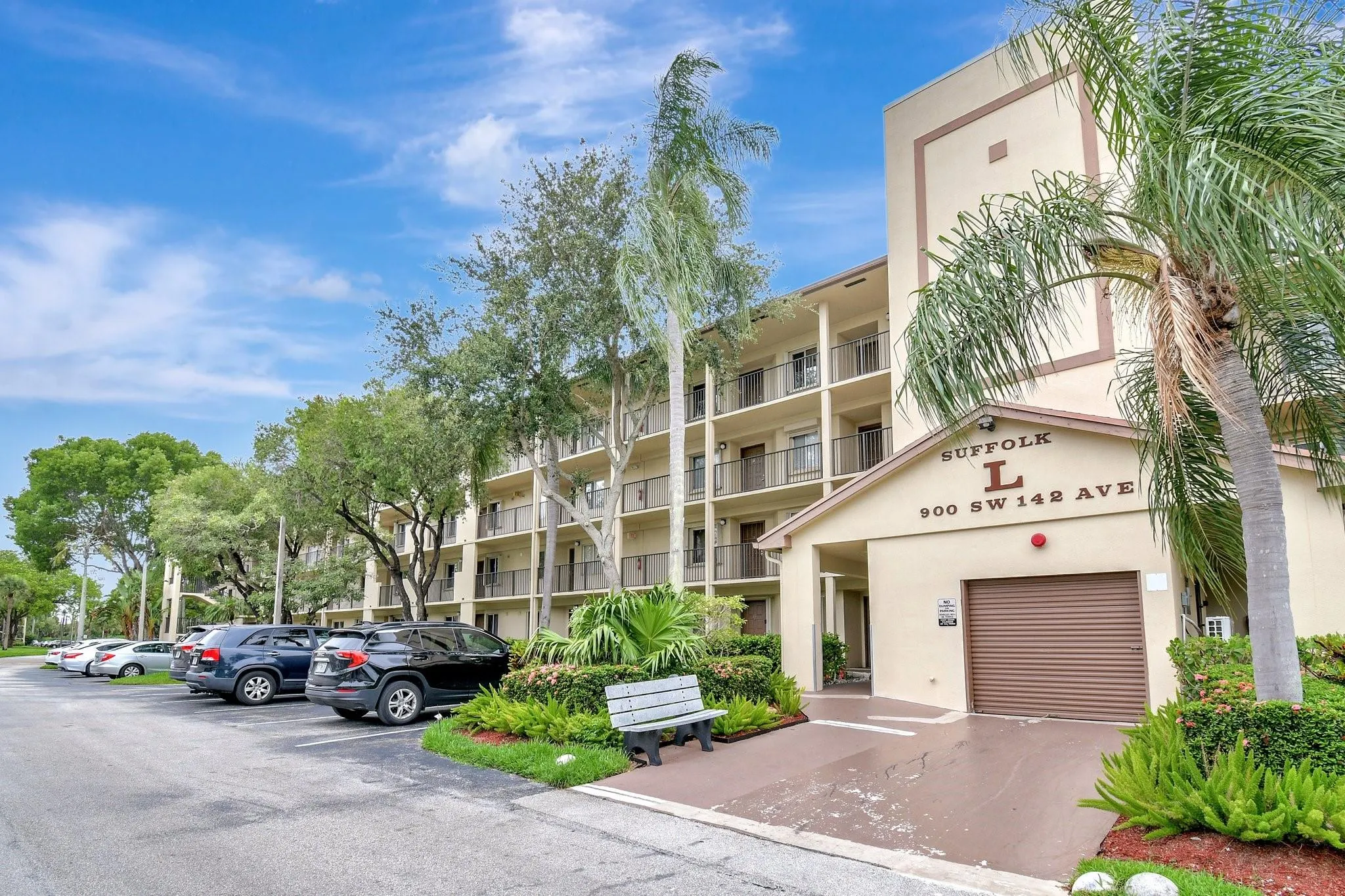 900 SW 142nd Ave, #402 L