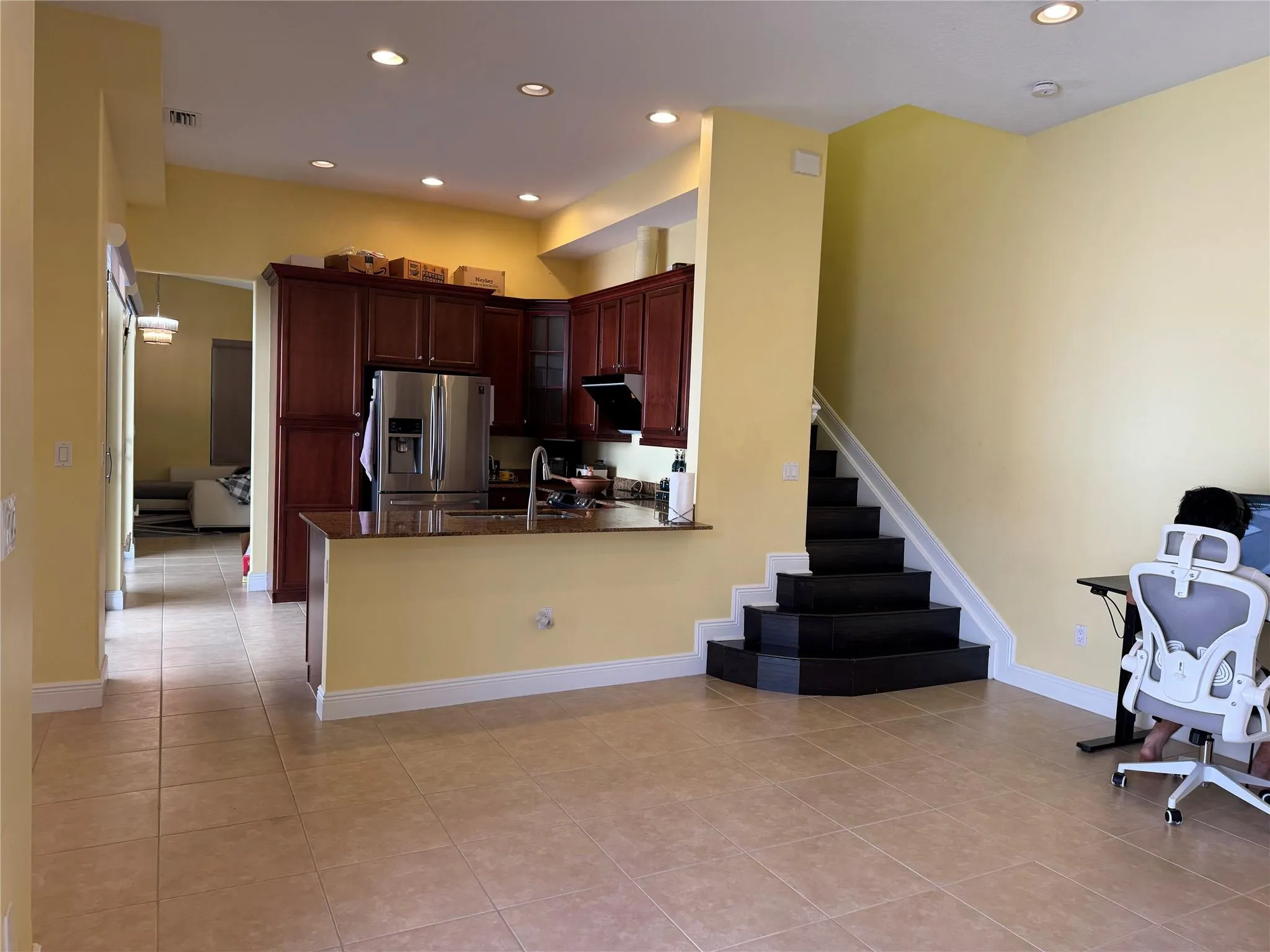 3730 NW 84th Way