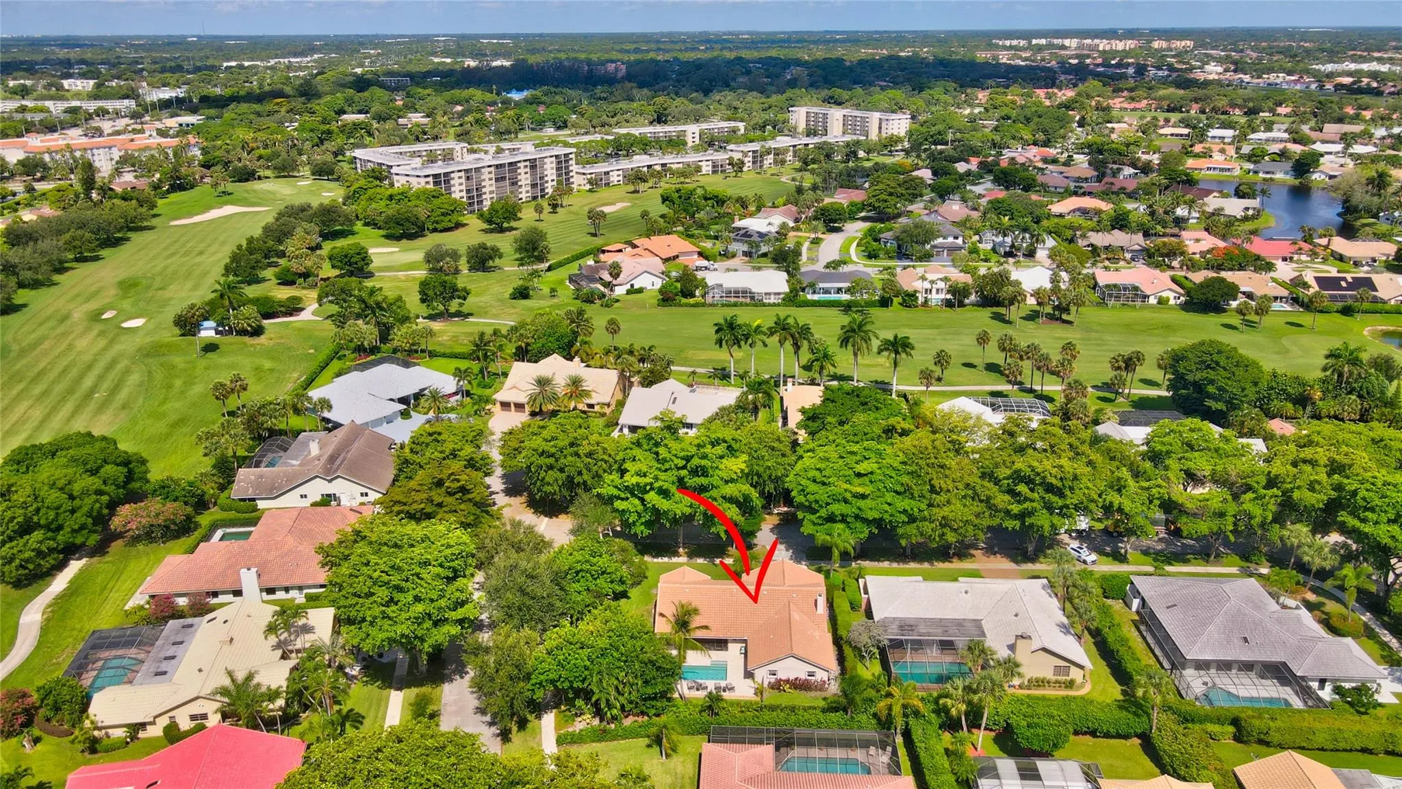 250 WOODLAKE Lane