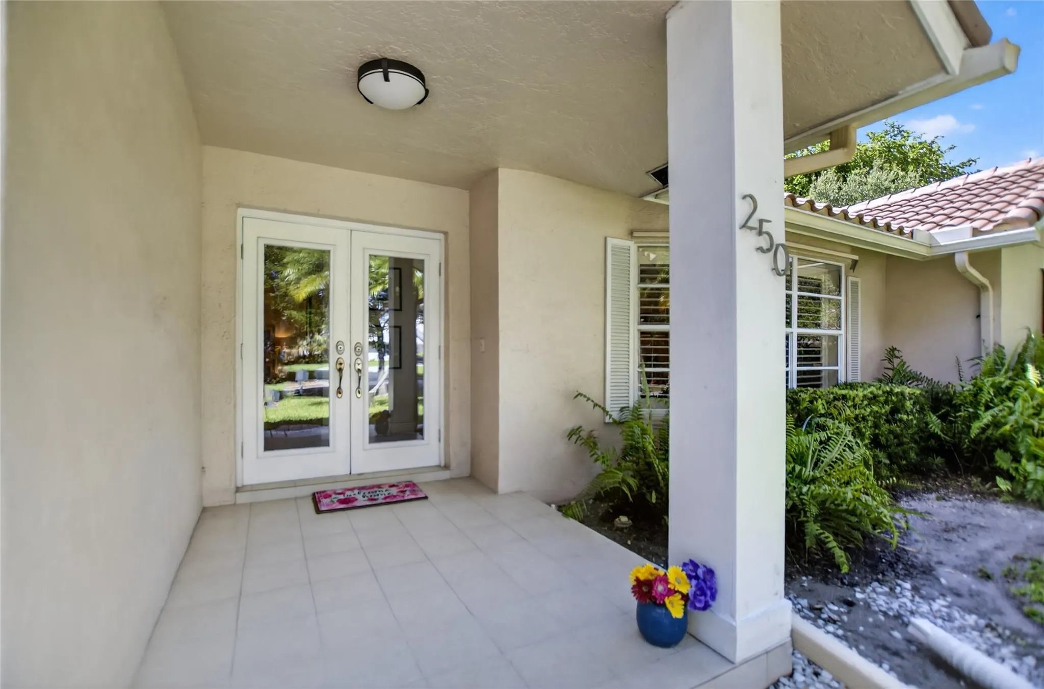 250 WOODLAKE Lane