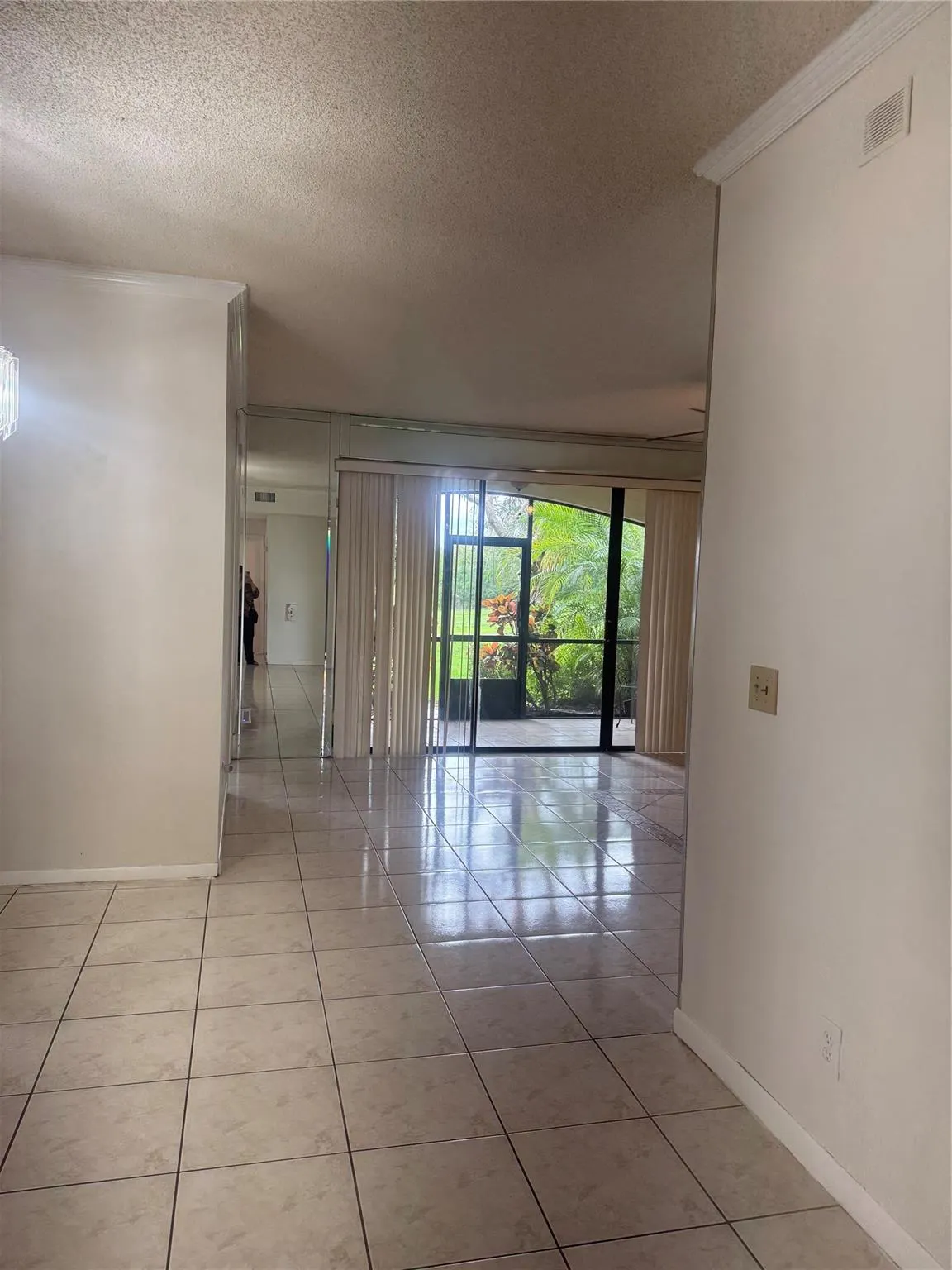 301 SW 158th Ter, #104