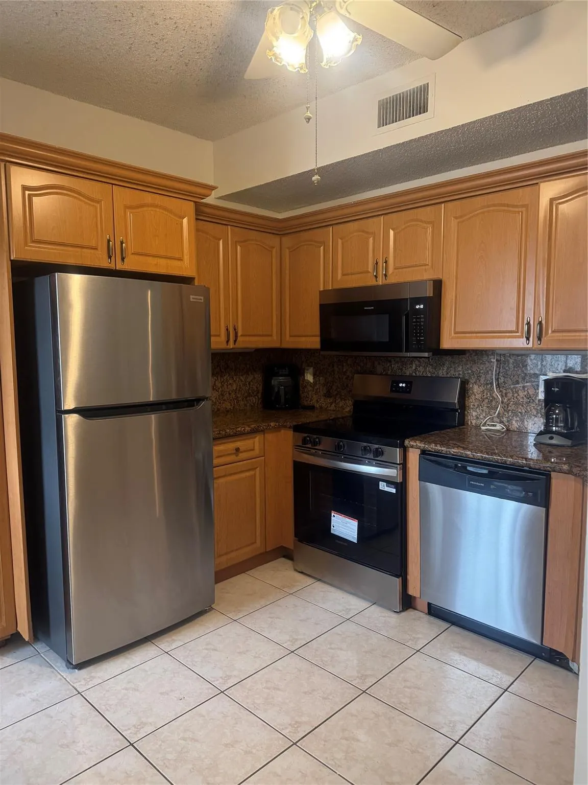 301 SW 158th Ter, #104