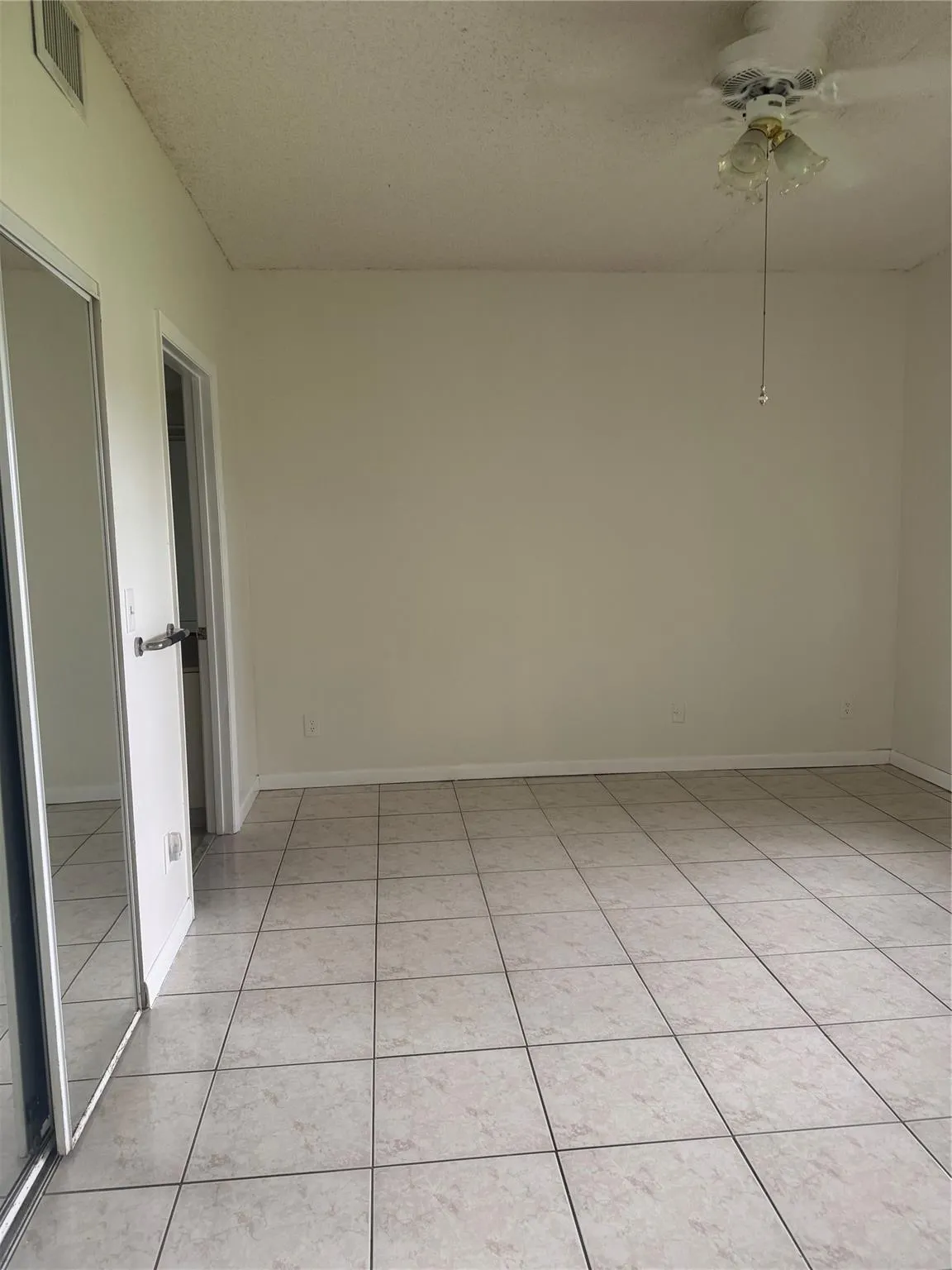 301 SW 158th Ter, #104