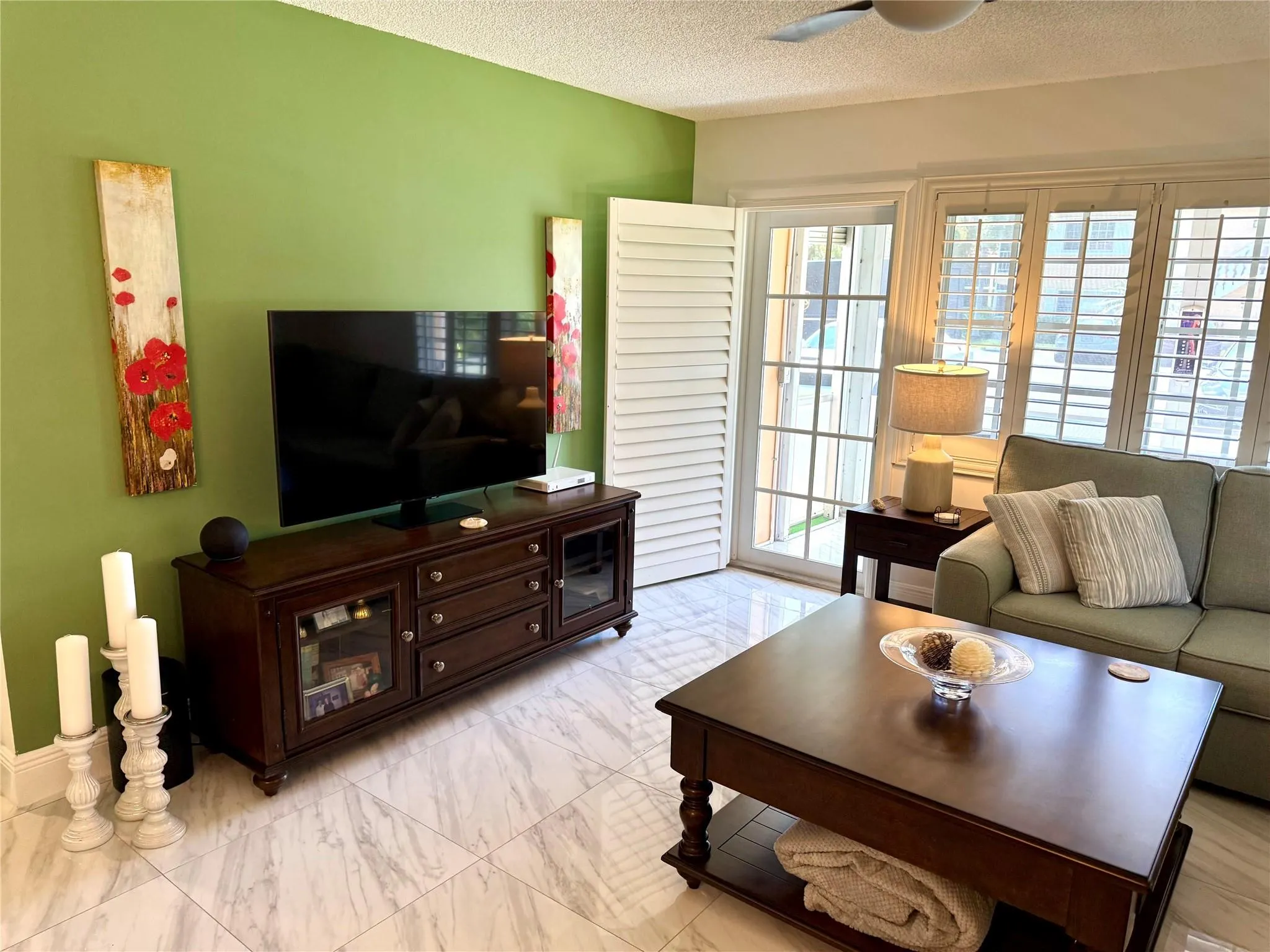 1940 NE 2nd Ave, #115J