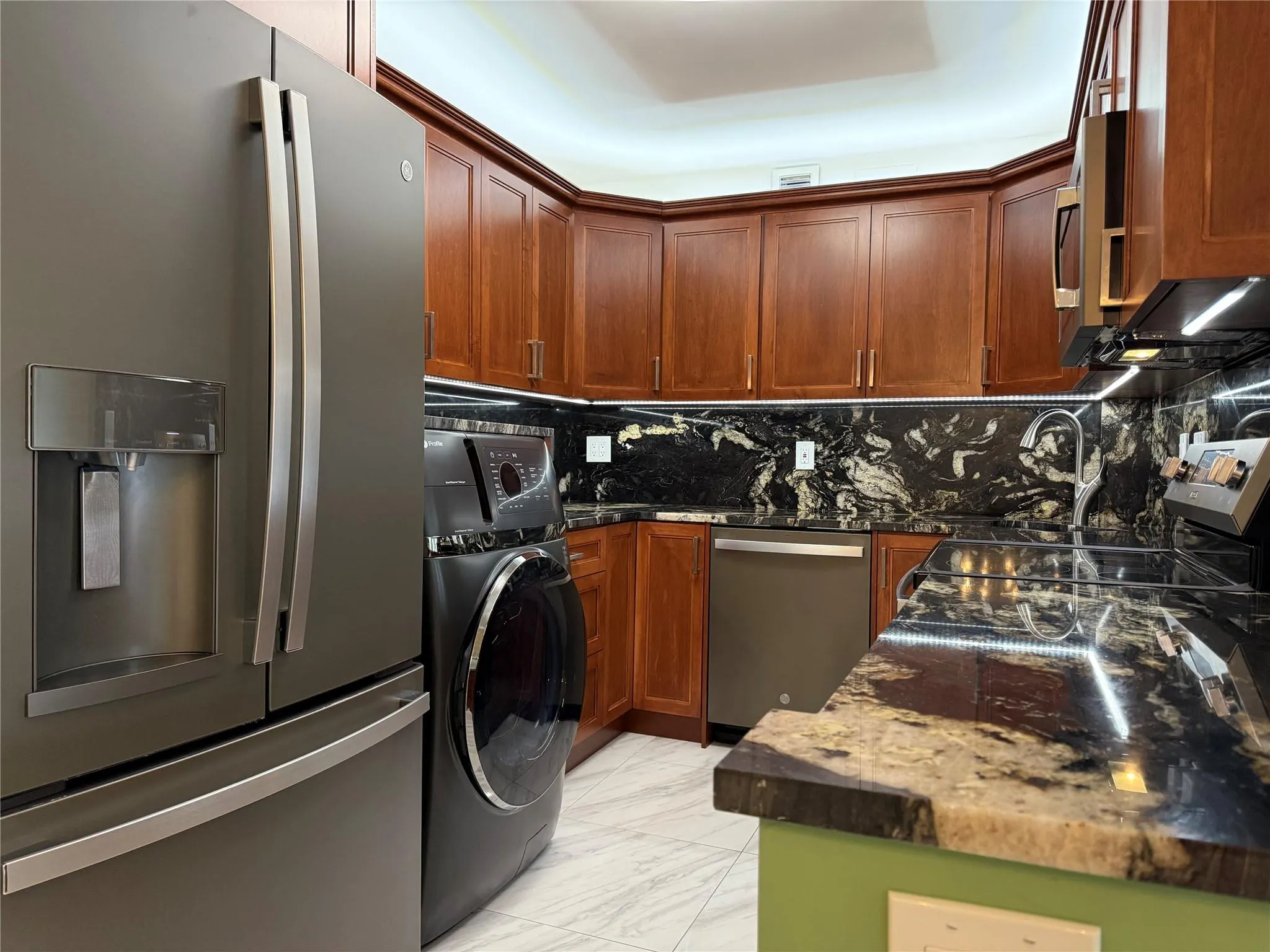 1940 NE 2nd Ave, #115J