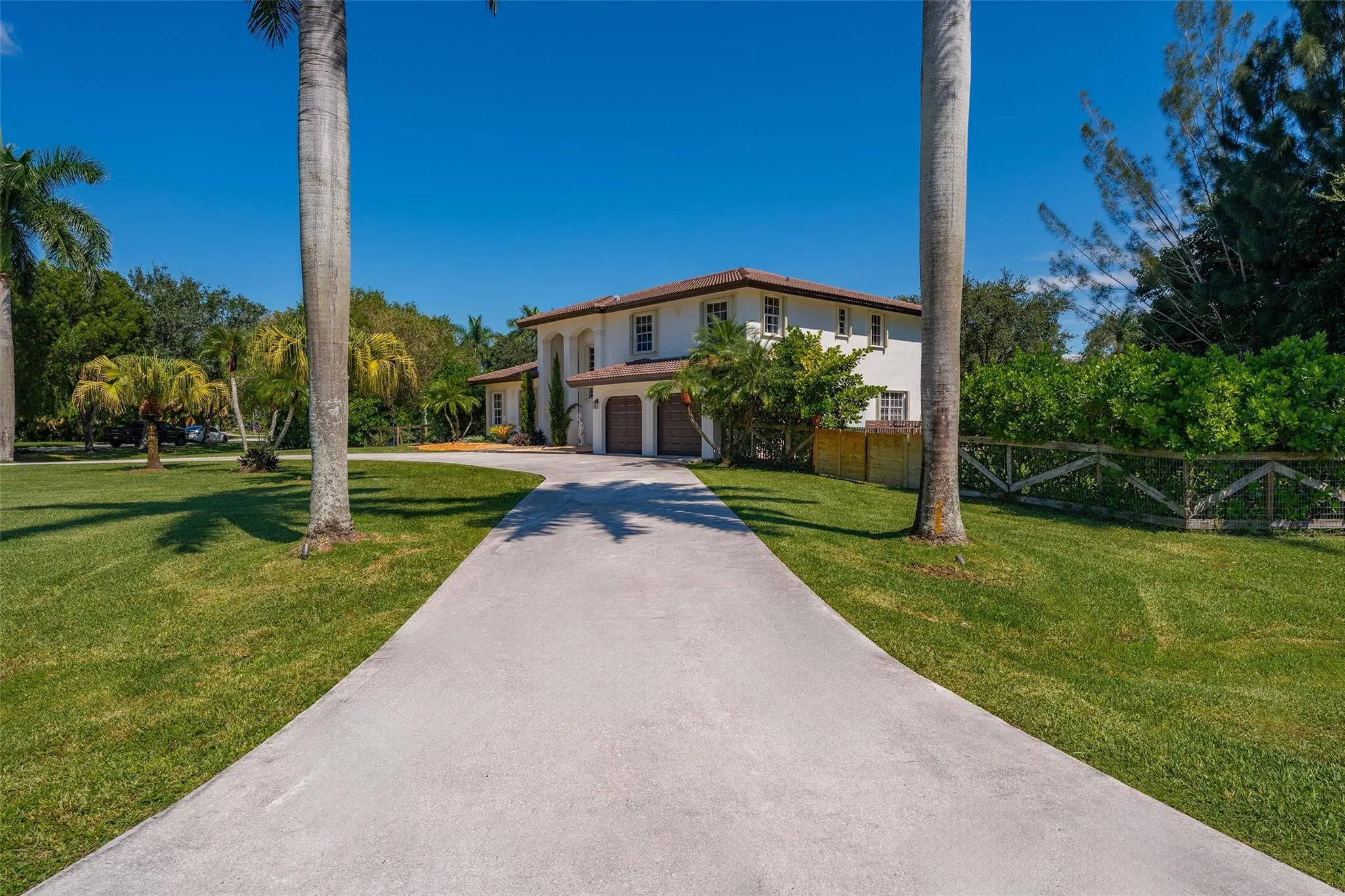 20127 SW 54th Pl