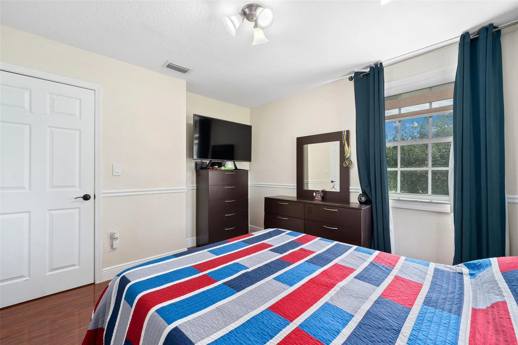20127 SW 54th Pl