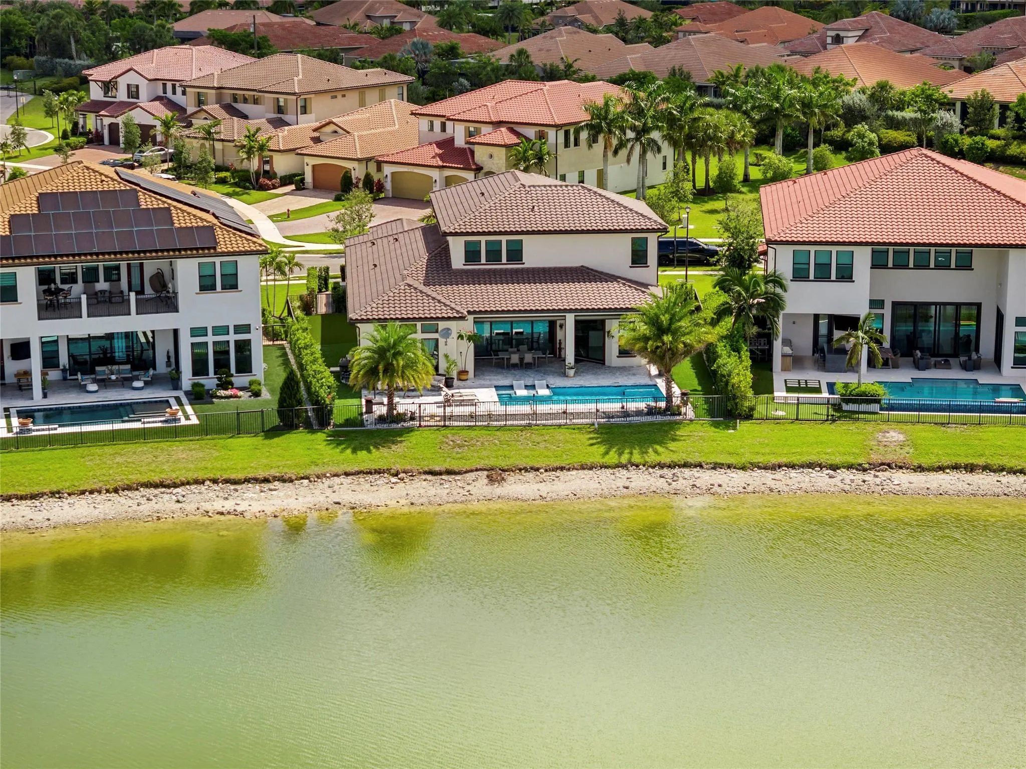 9295 Parkland Bay Dr
