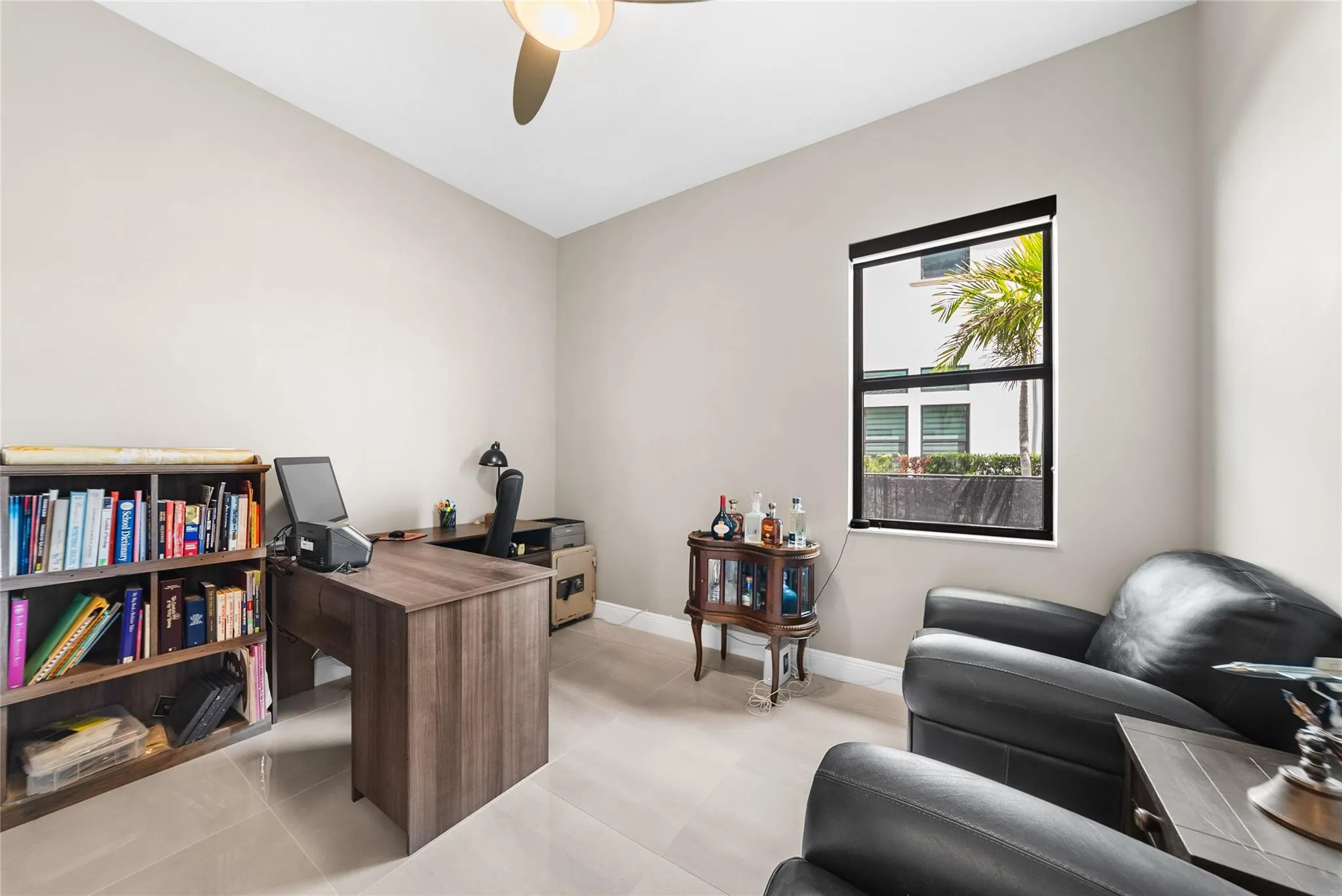 9295 Parkland Bay Dr