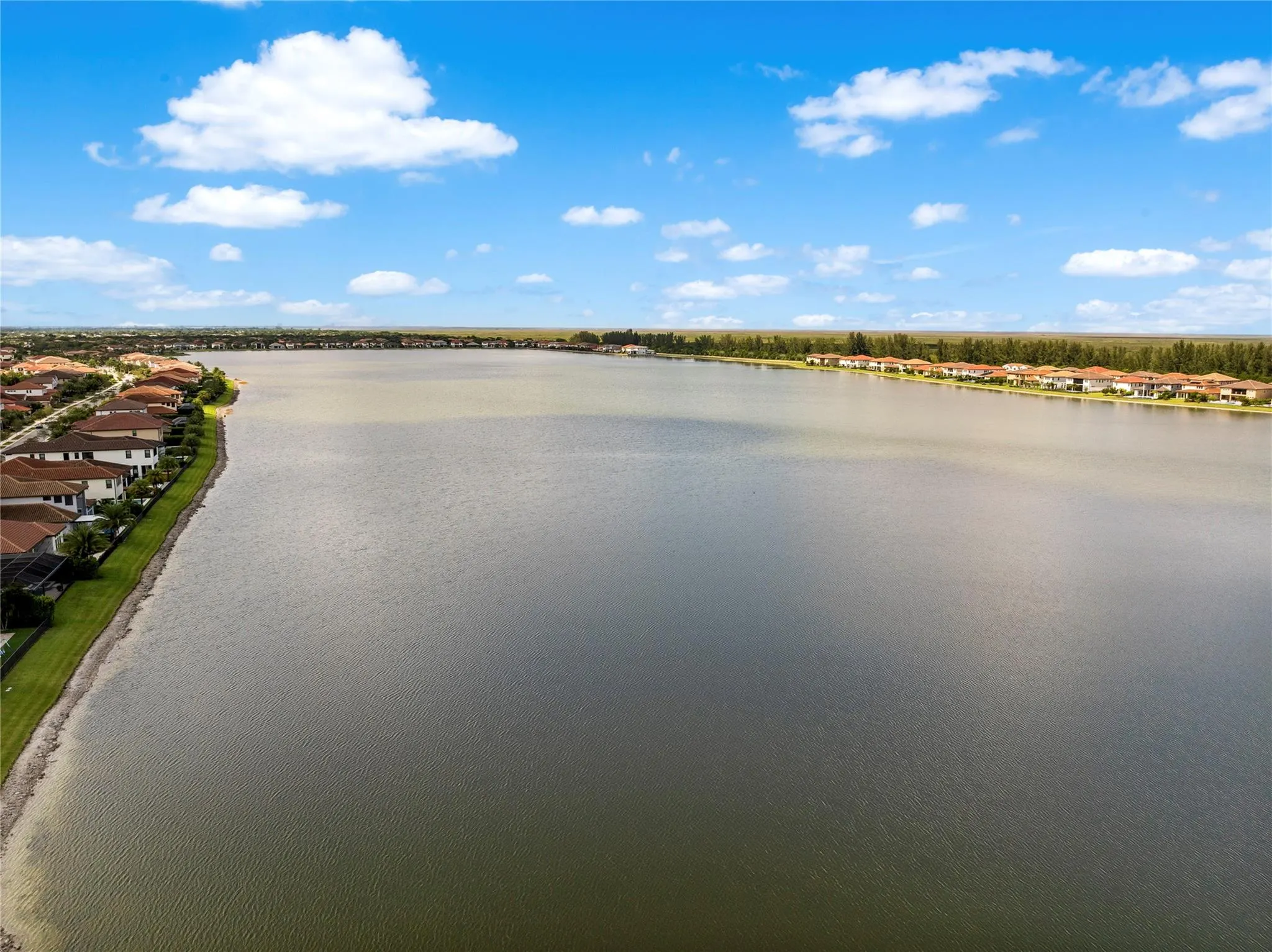 9295 Parkland Bay Dr