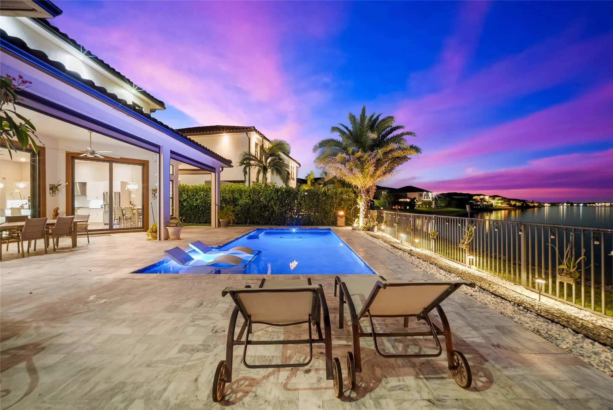9295 Parkland Bay Dr
