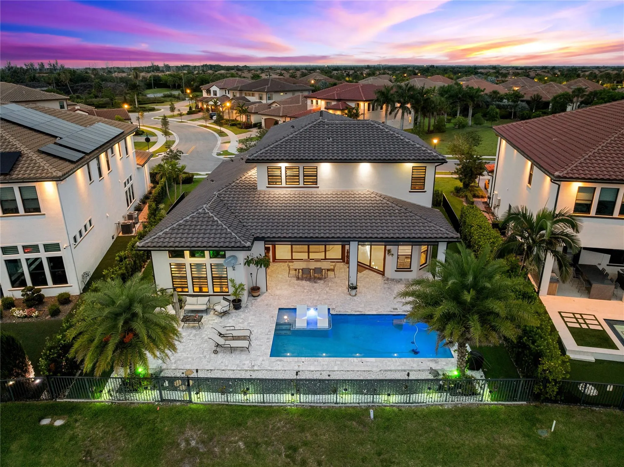 9295 Parkland Bay Dr