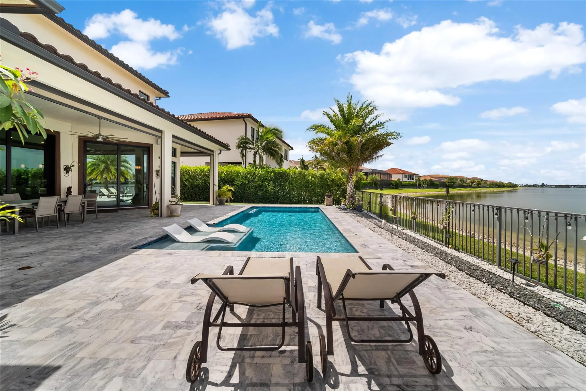 9295 Parkland Bay Dr