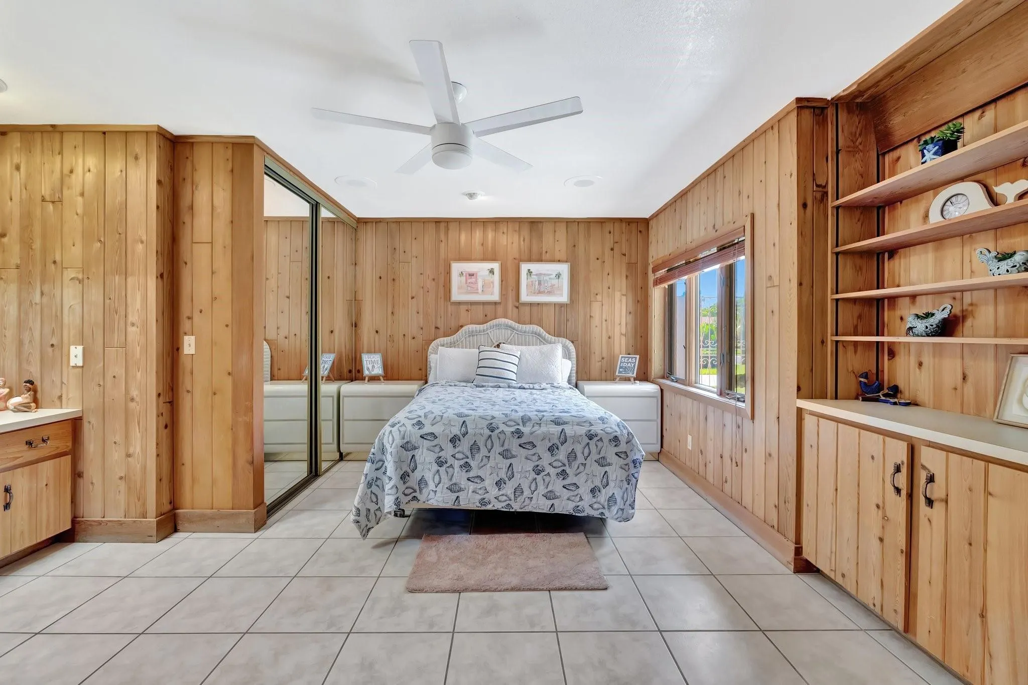 1701 Bayshore Dr