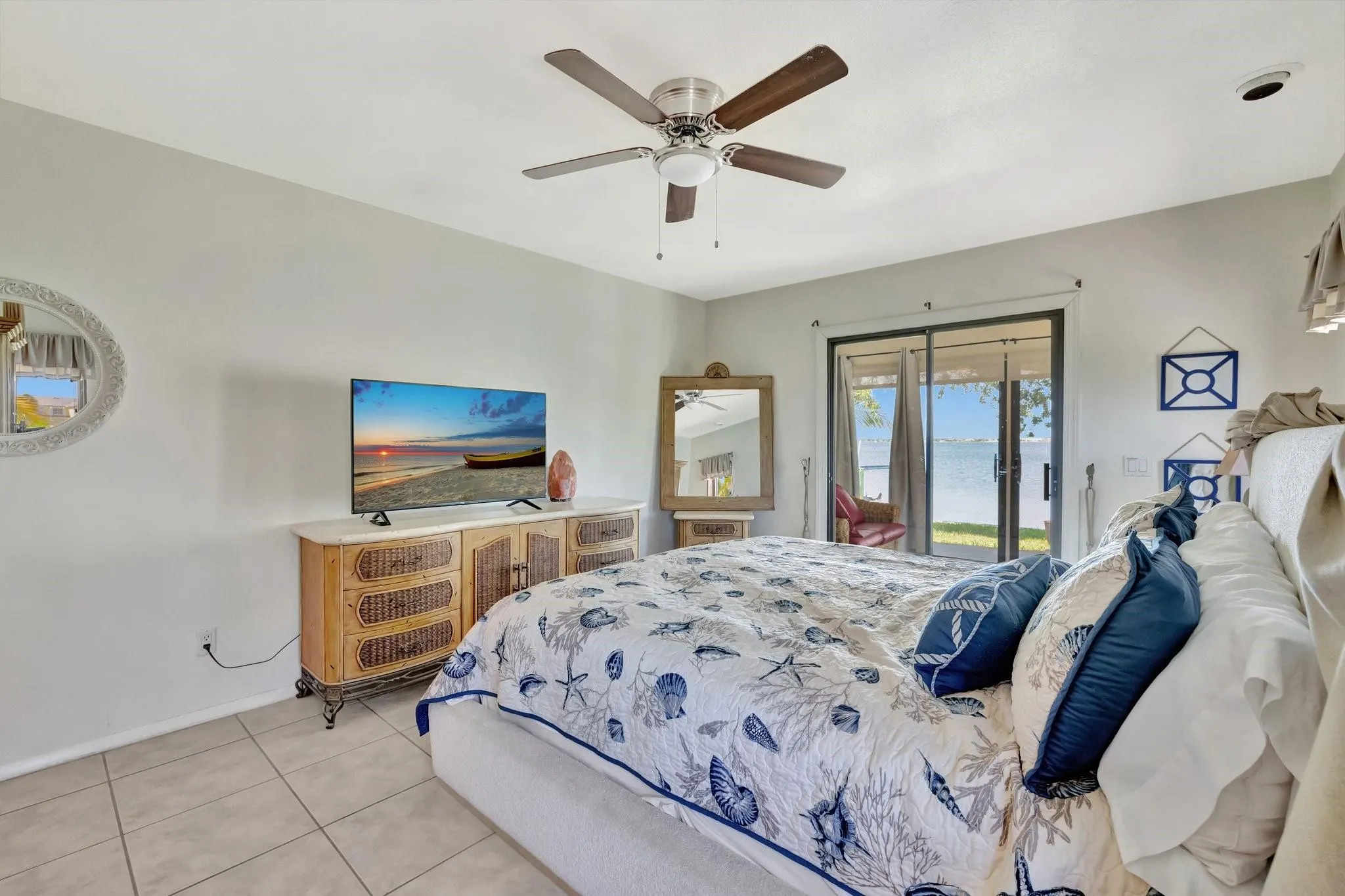 1701 Bayshore Dr