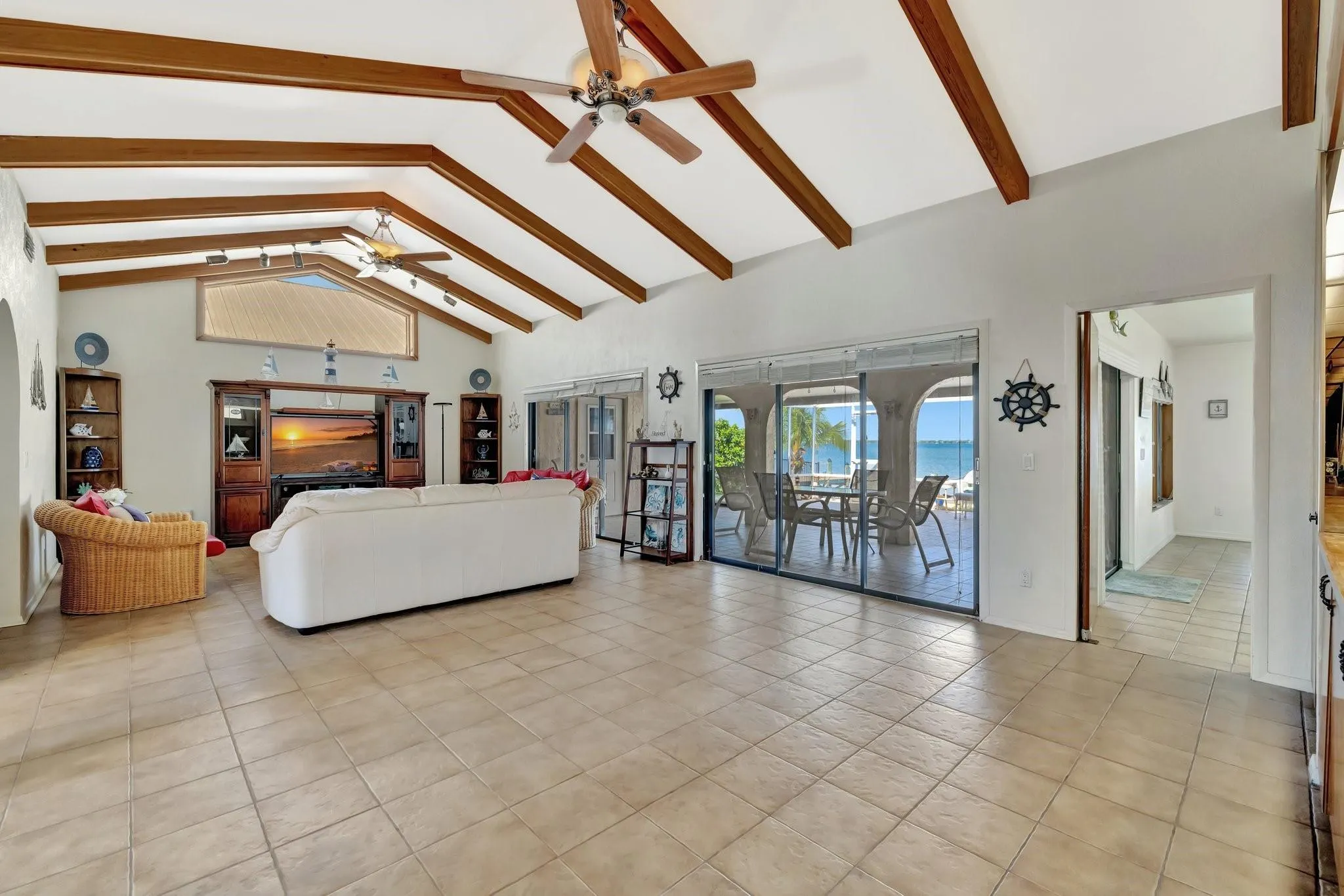 1701 Bayshore Dr