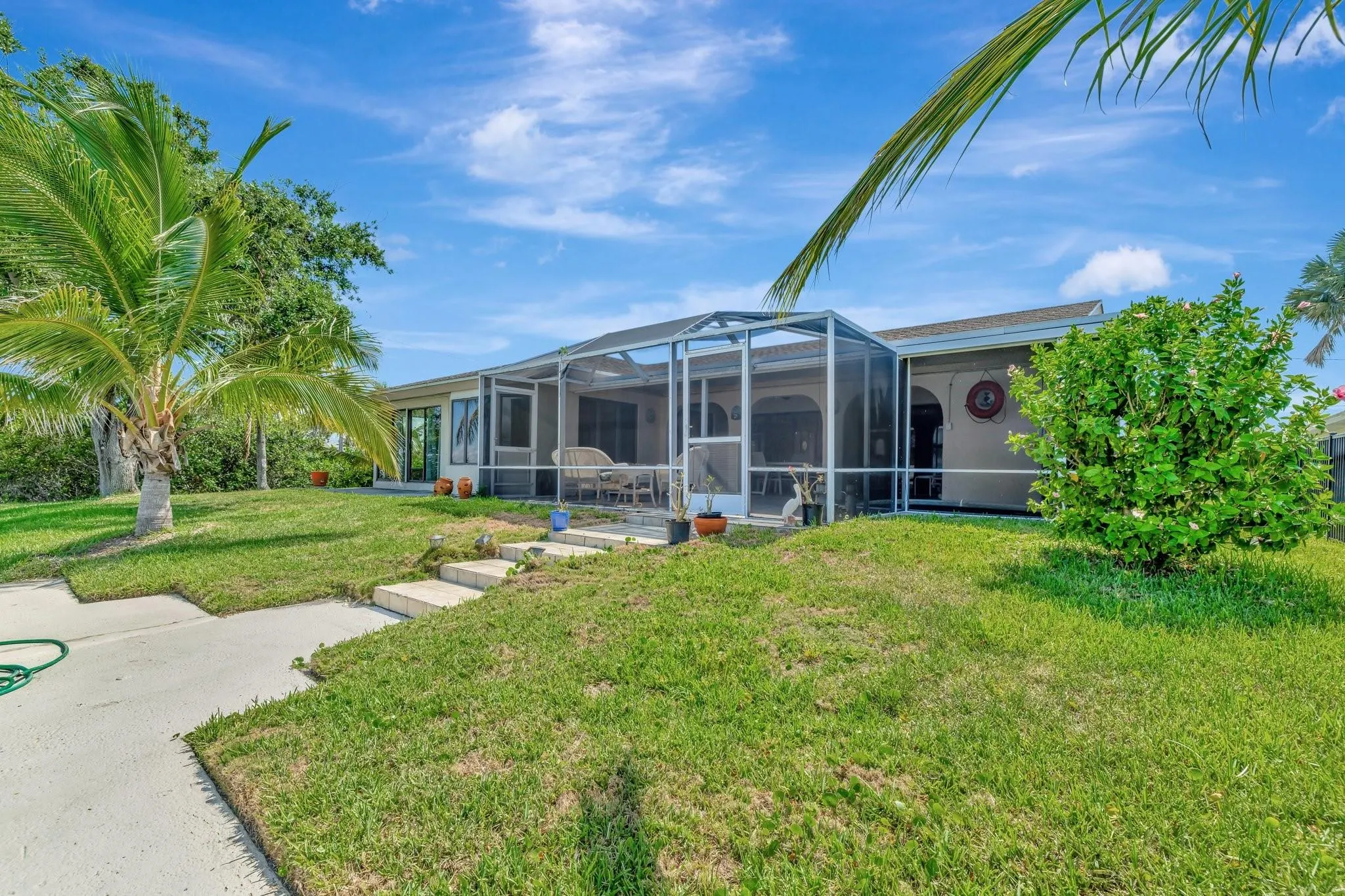 1701 Bayshore Dr