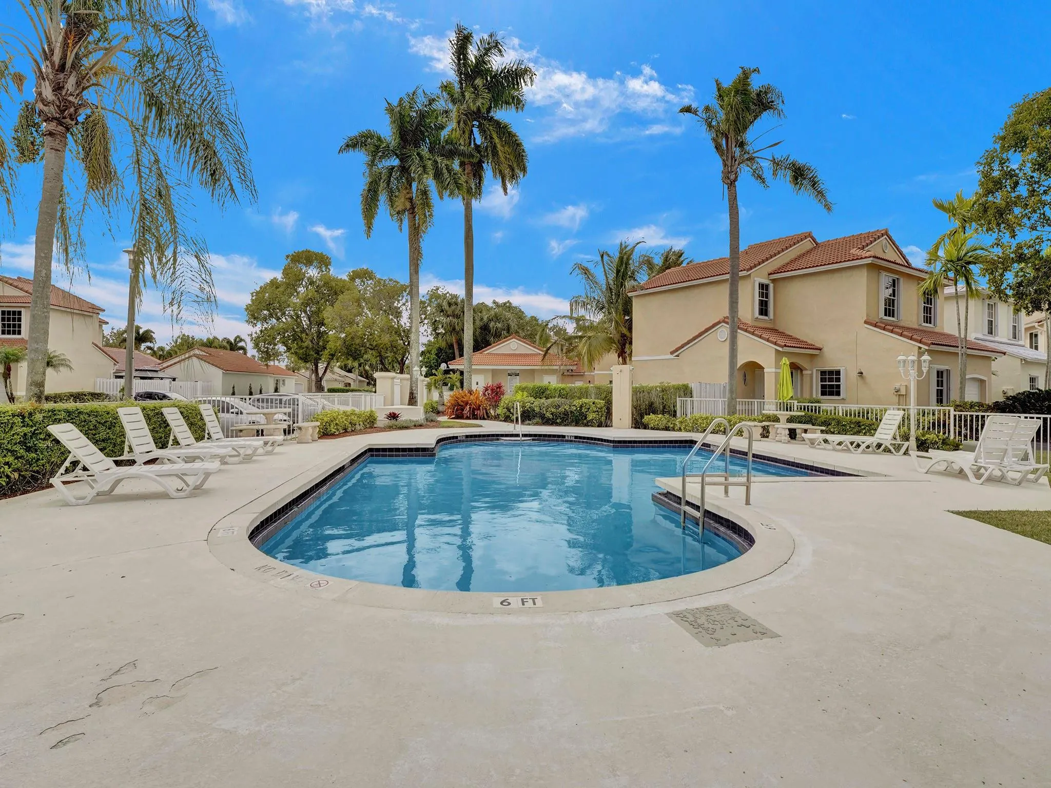 895 SW 180th Ter