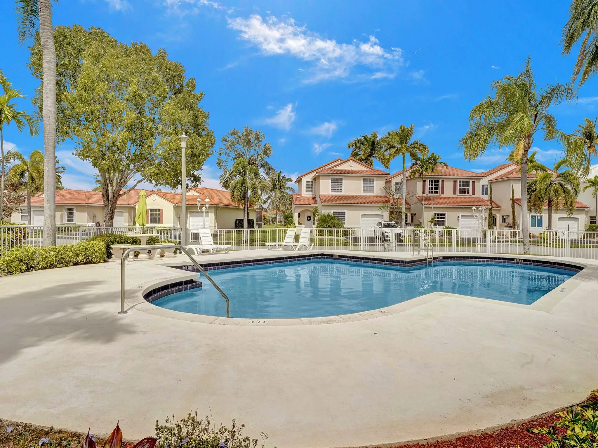 895 SW 180th Ter