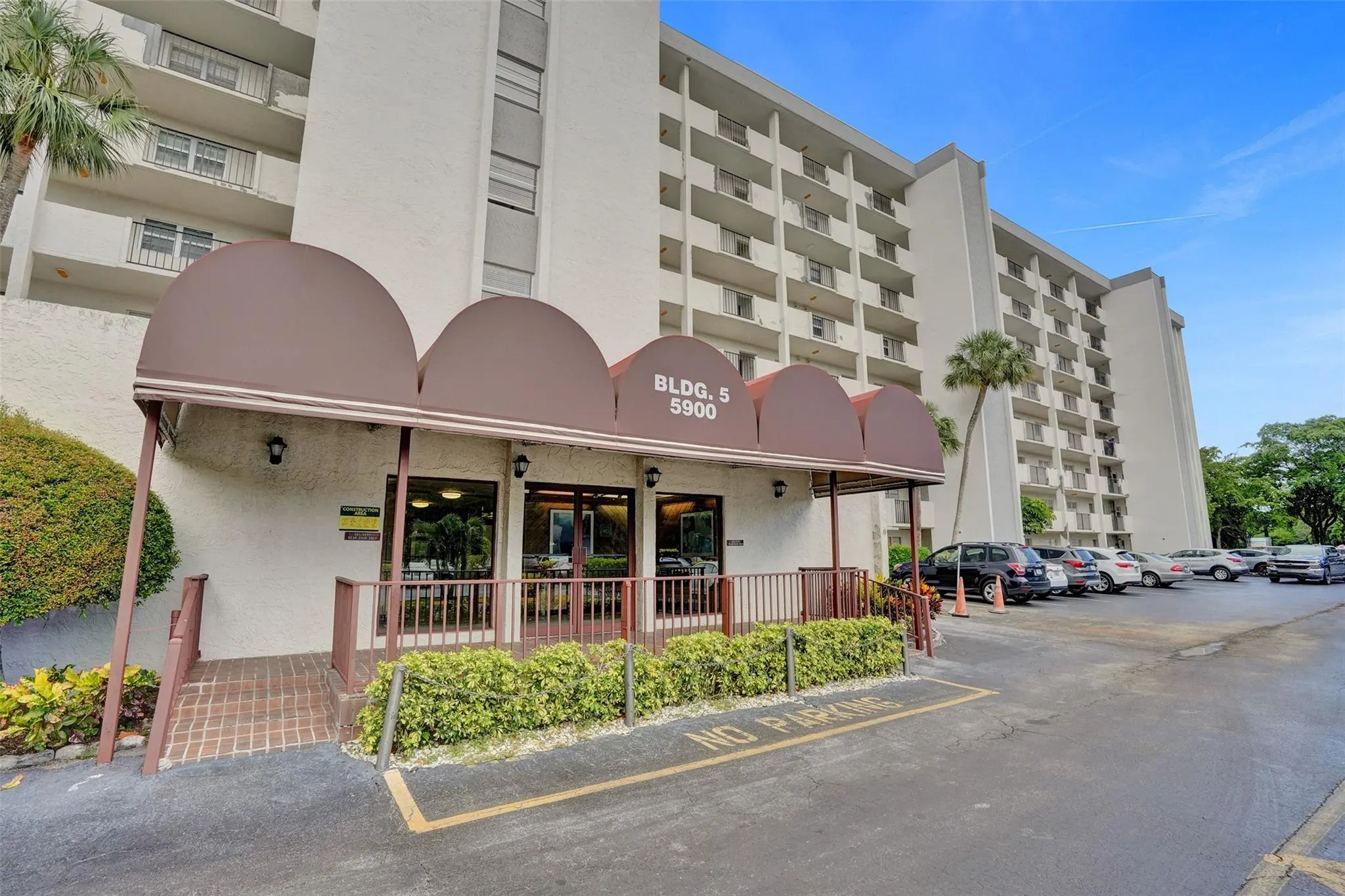 5900 NW 44th St, #414