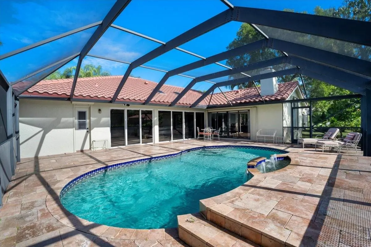 1240 Fairfax Court