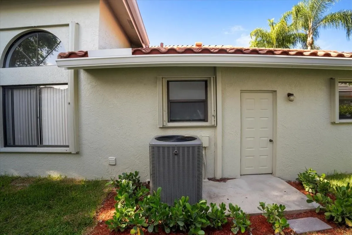 1240 Fairfax Court