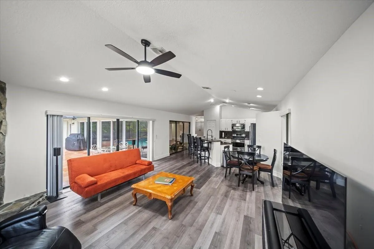 1240 Fairfax Court
