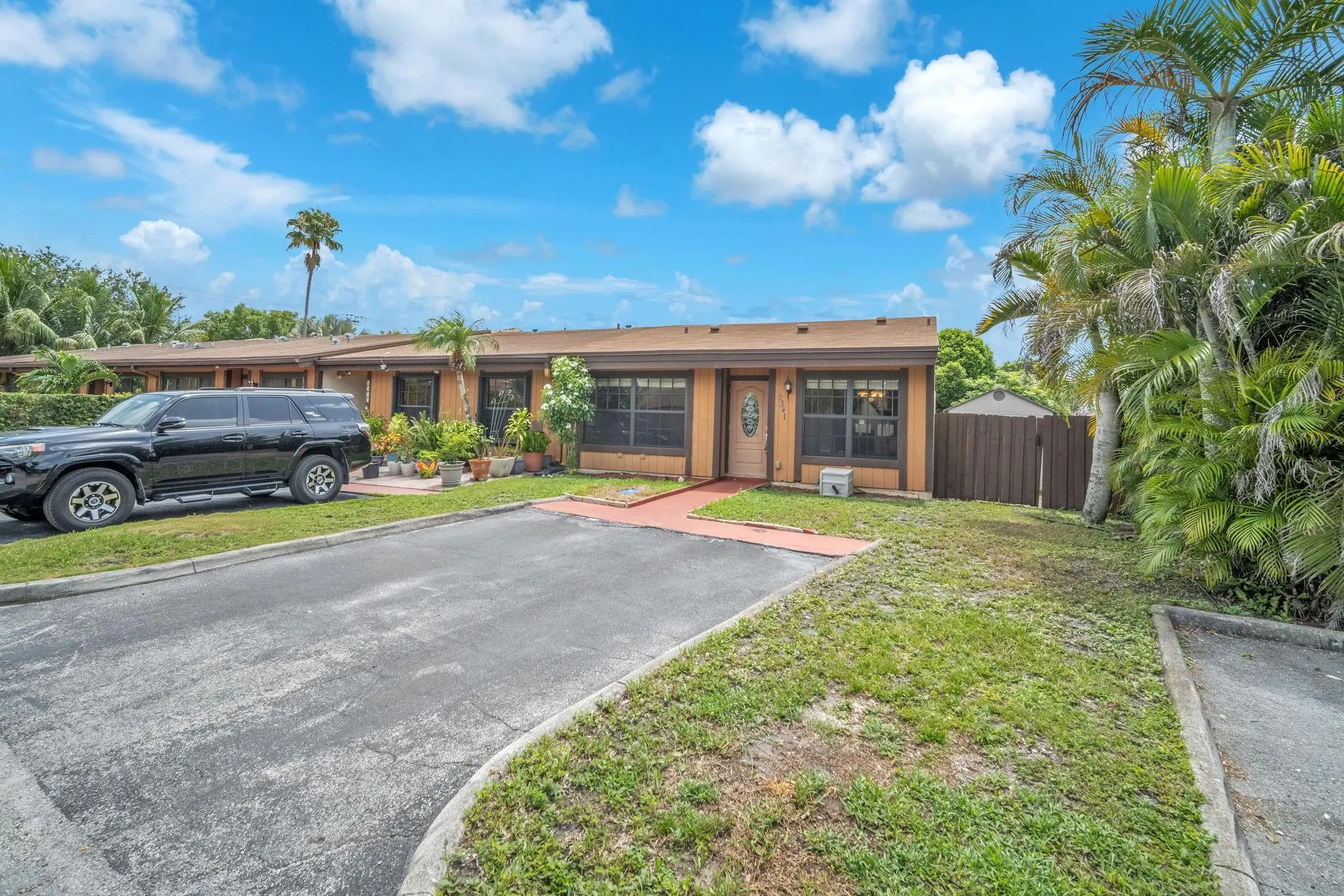 2341 Walnut Ct, #2341