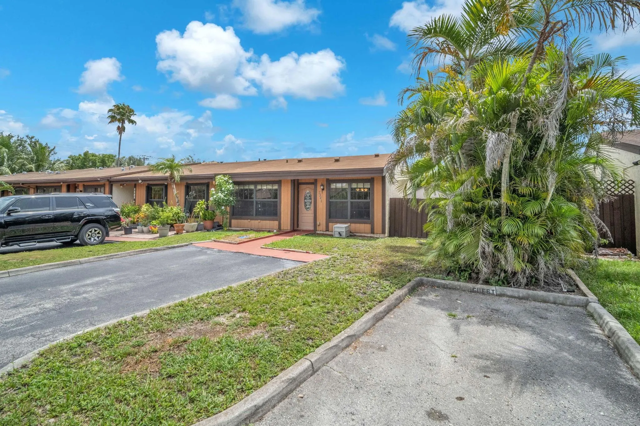 2341 Walnut Ct, #2341