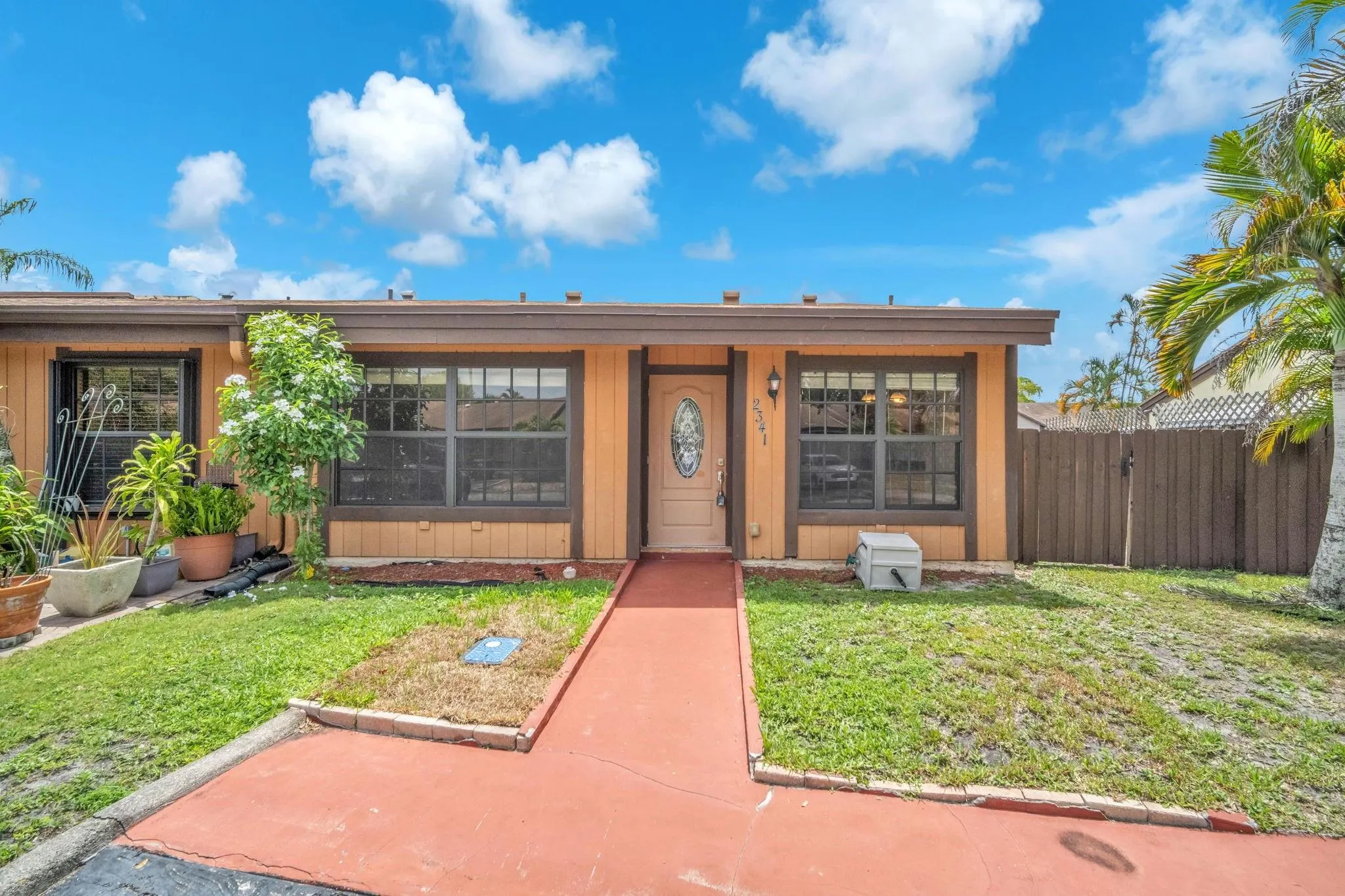 2341 Walnut Ct, #2341