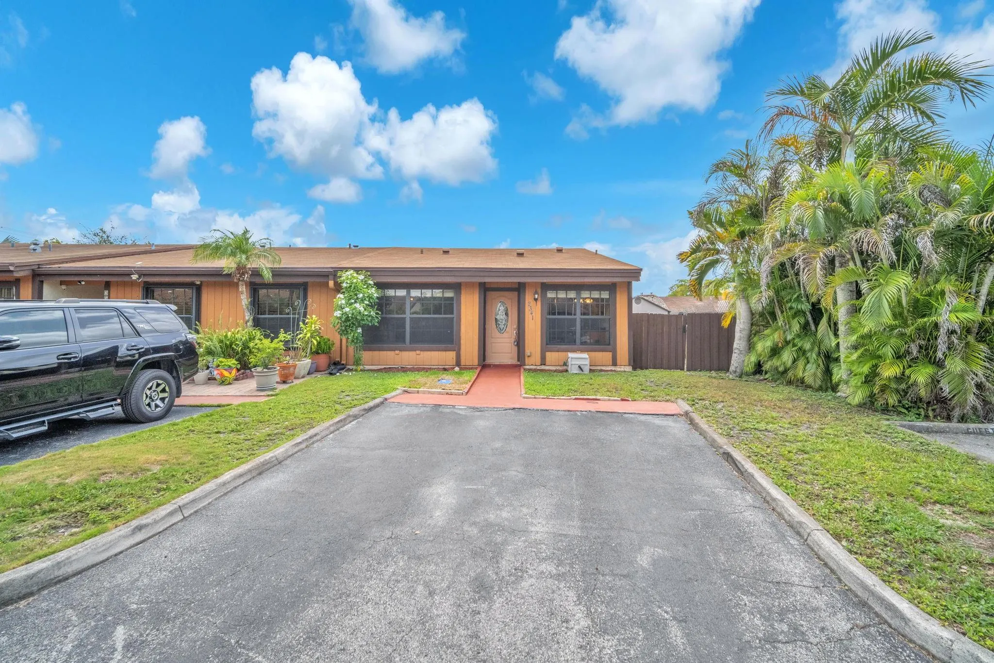 2341 Walnut Ct, #2341