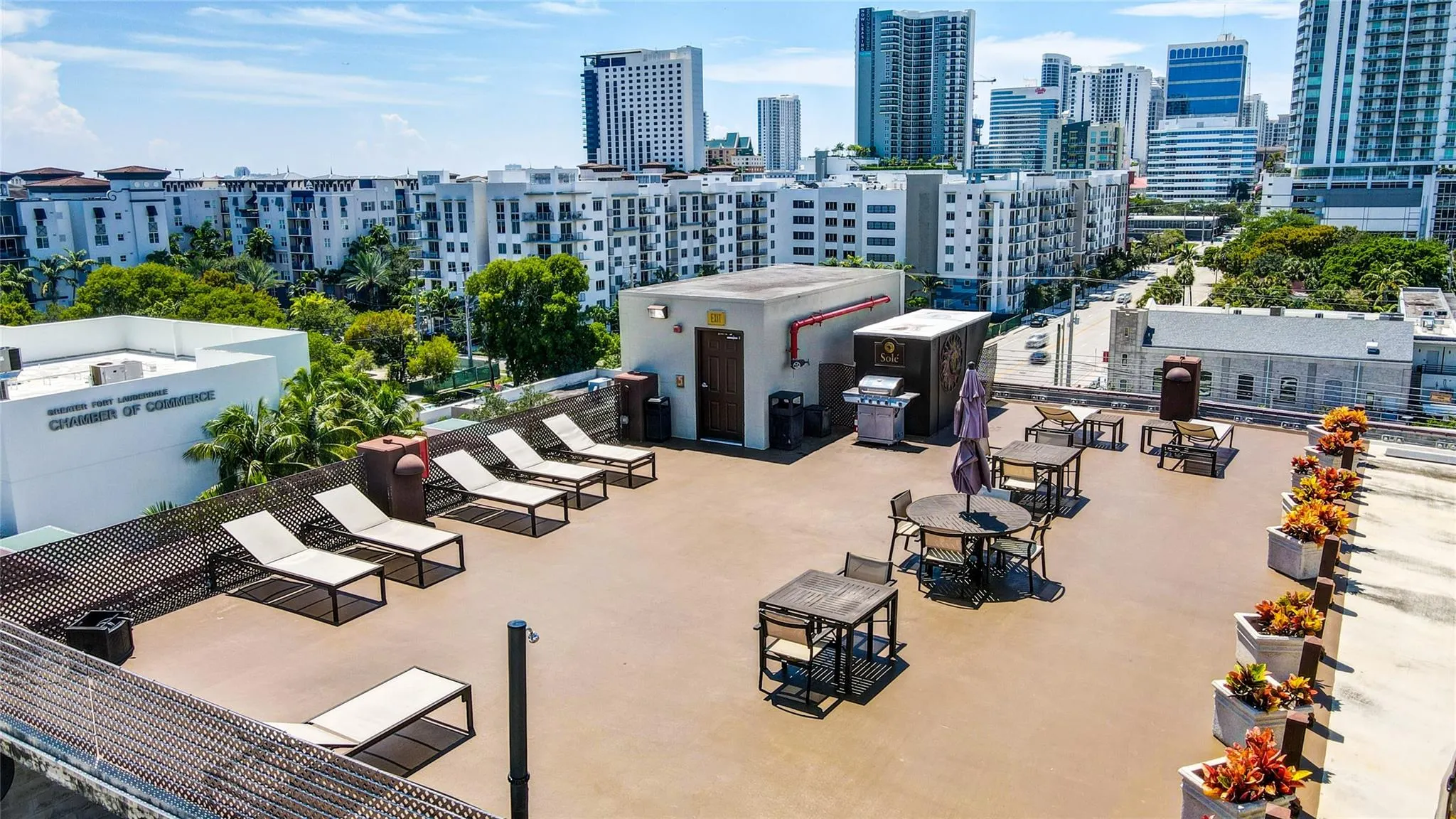 533 NE 3rd Ave, #405