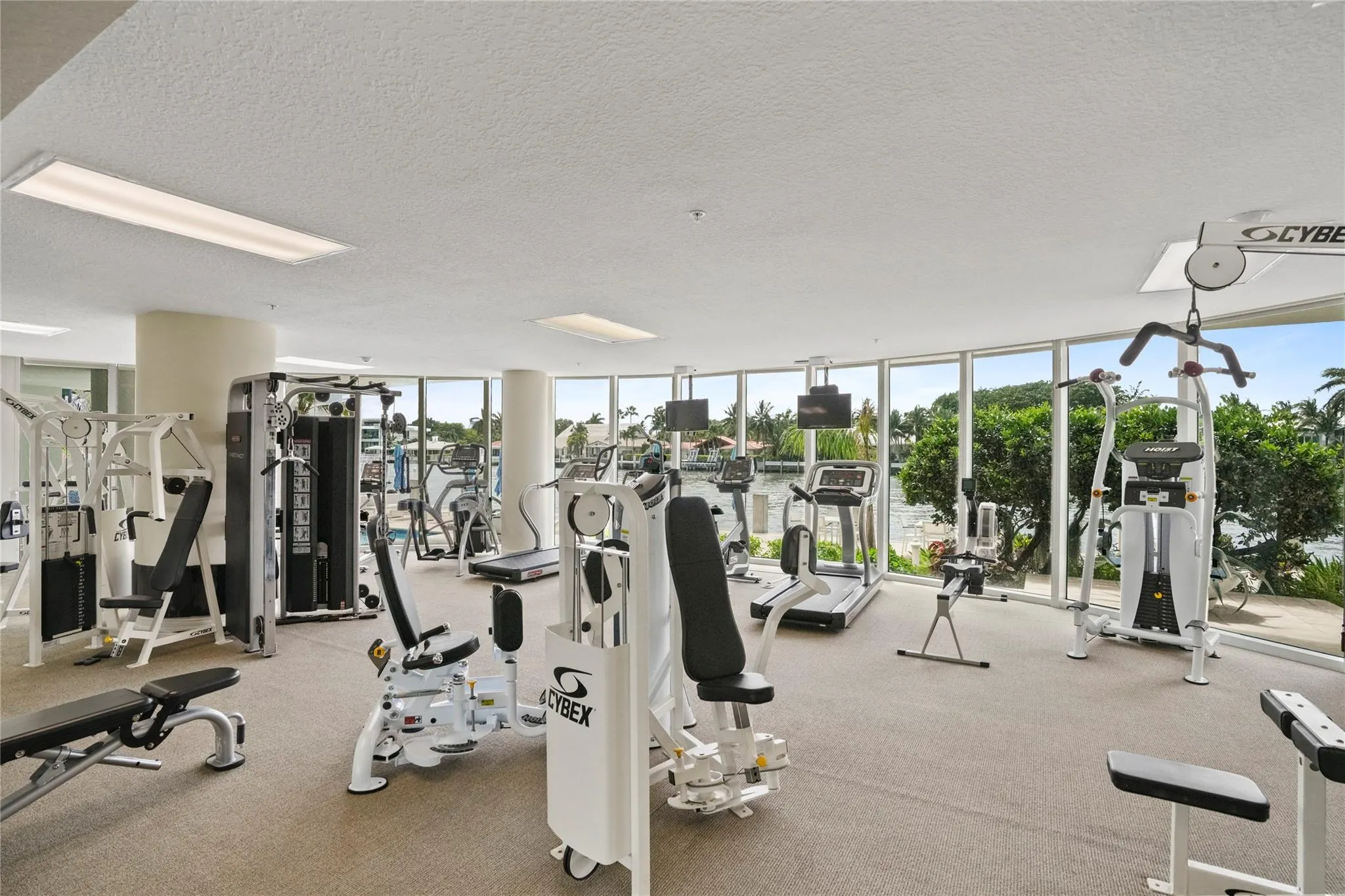 715 Bayshore Dr, #604