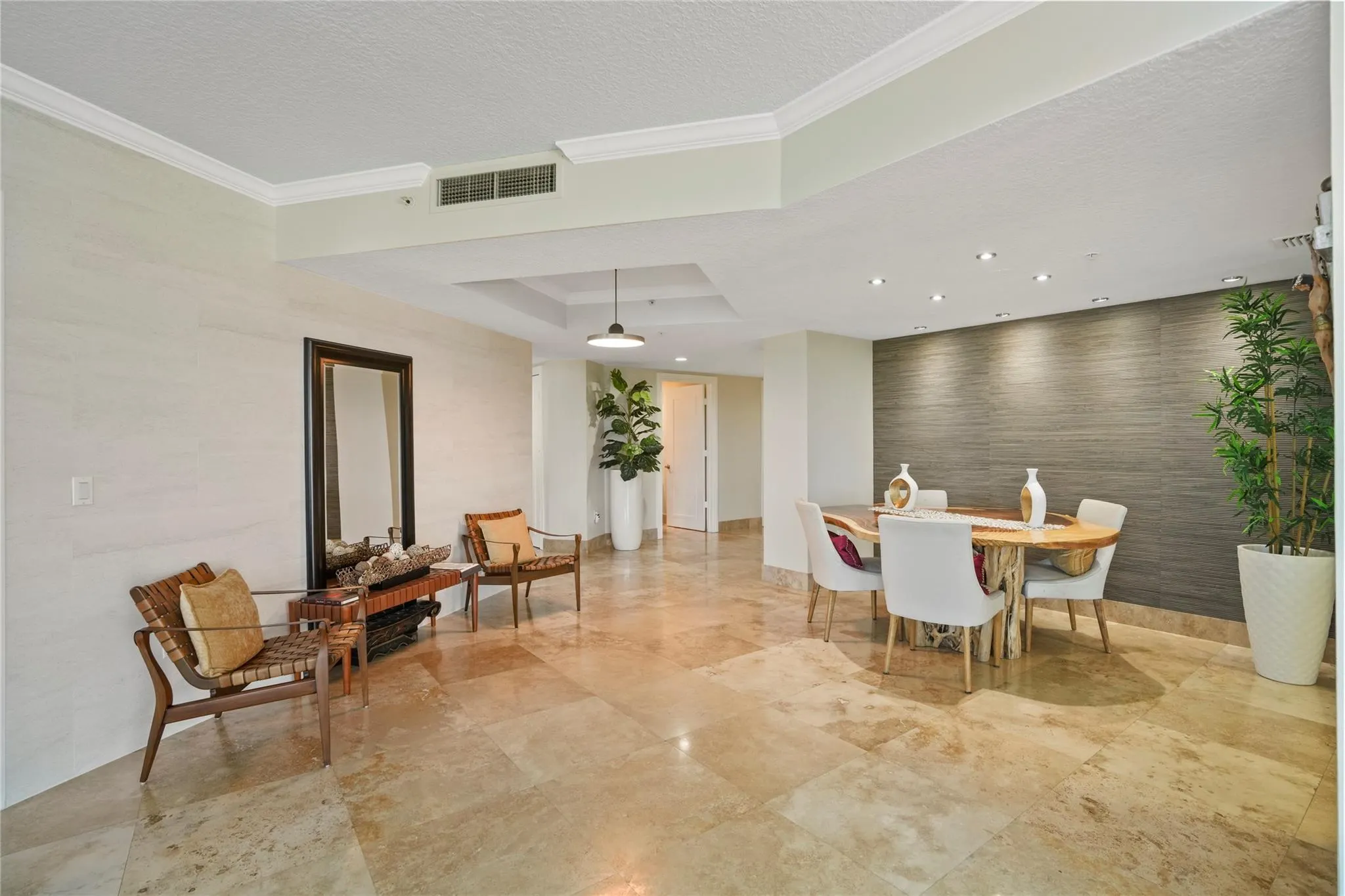 715 Bayshore Dr, #604