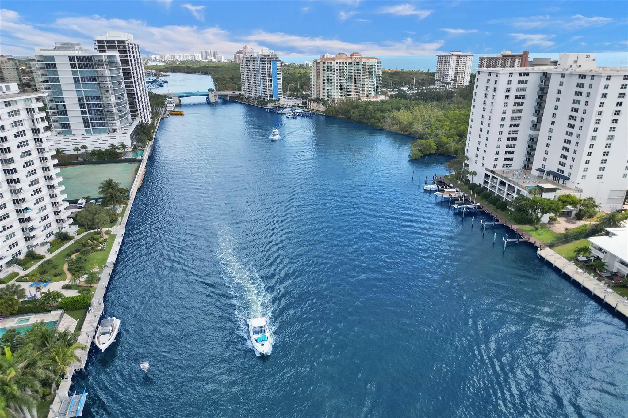 715 Bayshore Dr, #604