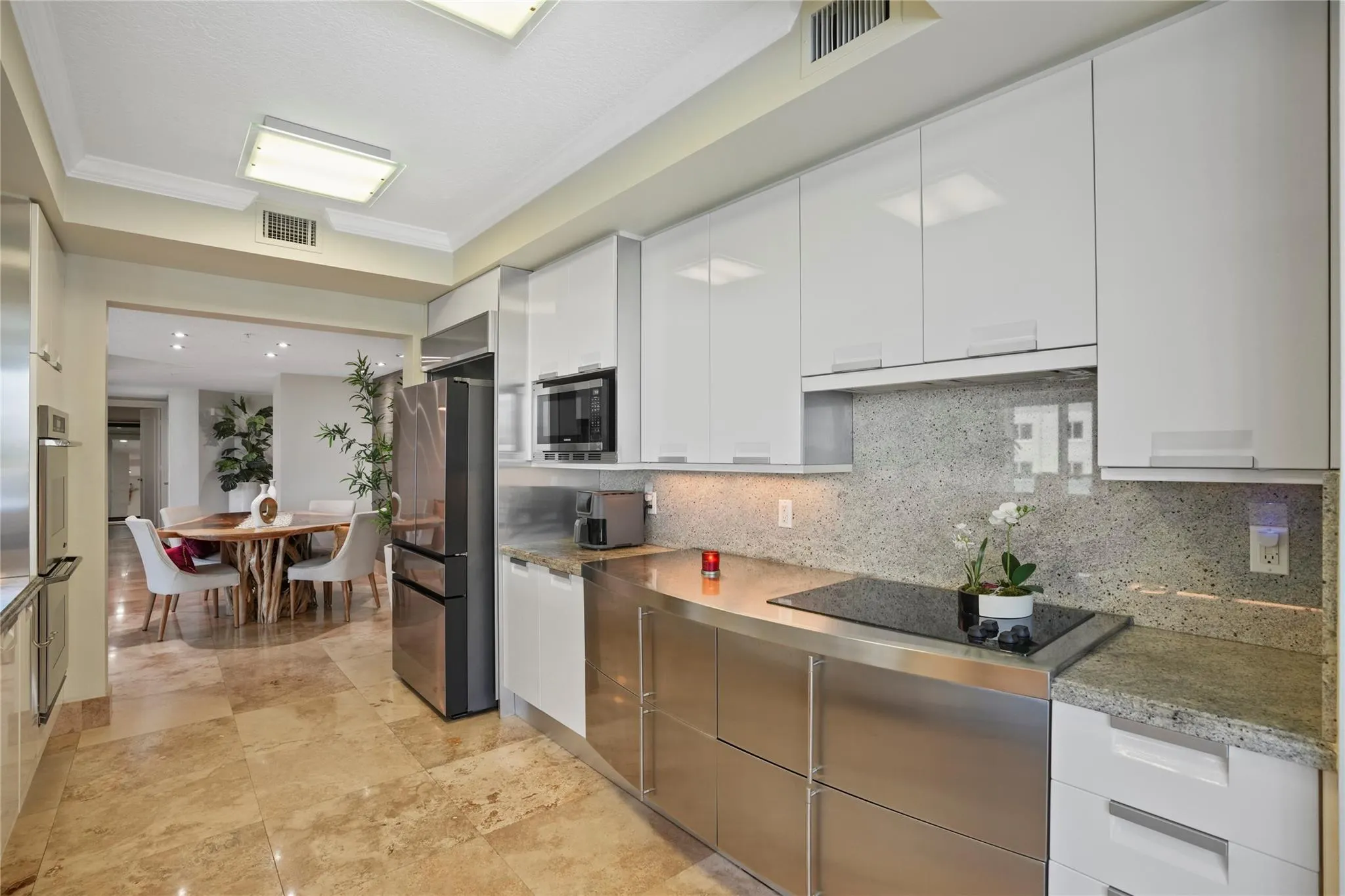 715 Bayshore Dr, #604