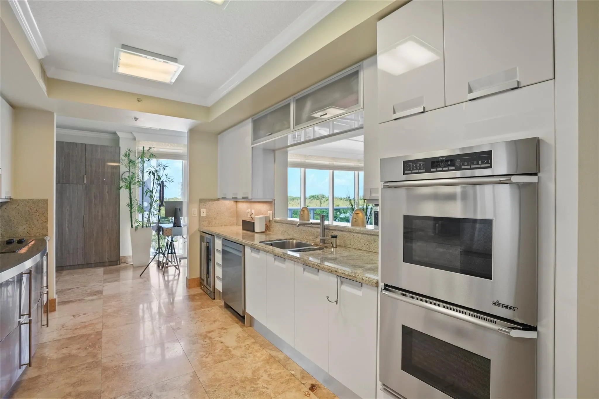 715 Bayshore Dr, #604