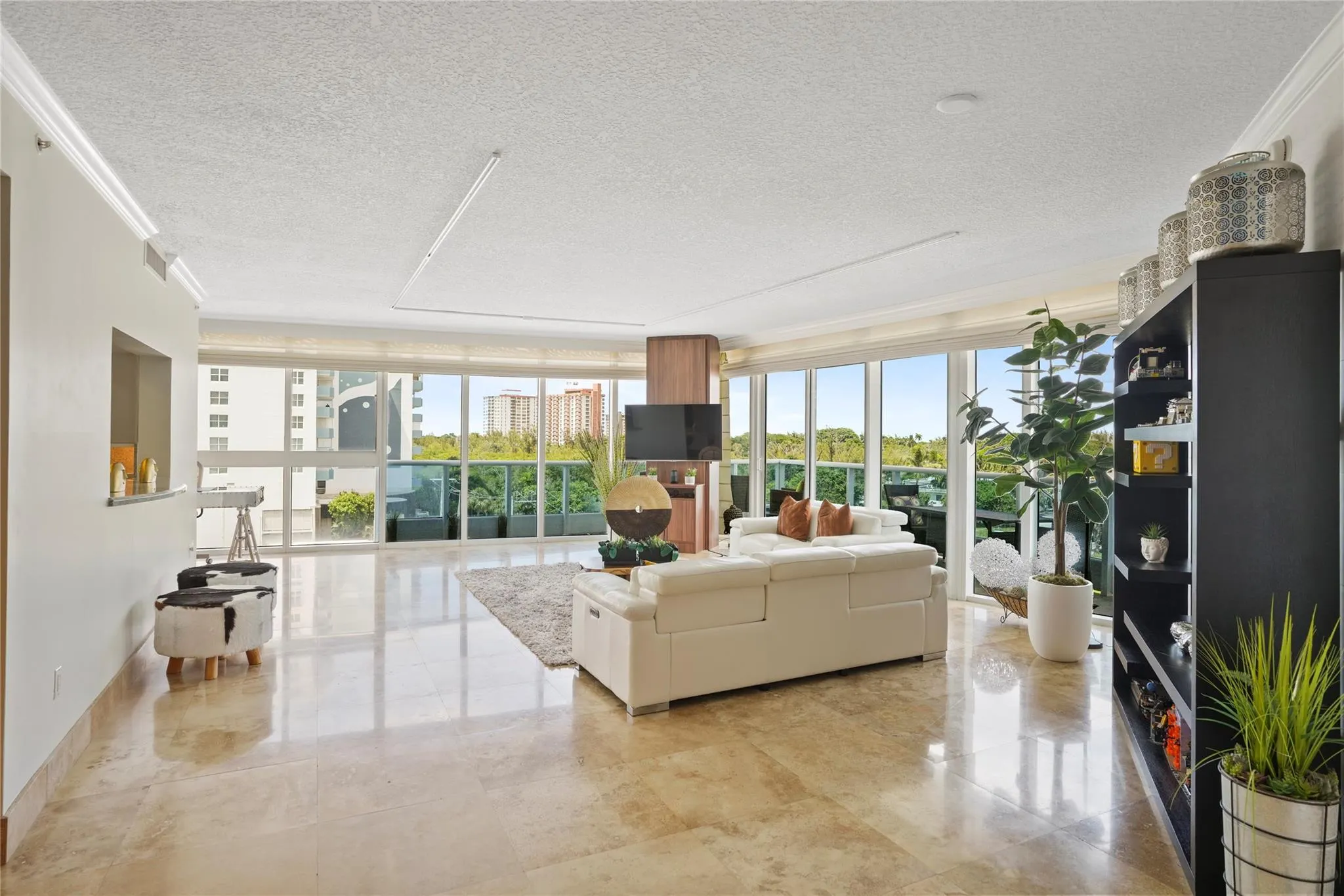 715 Bayshore Dr, #604