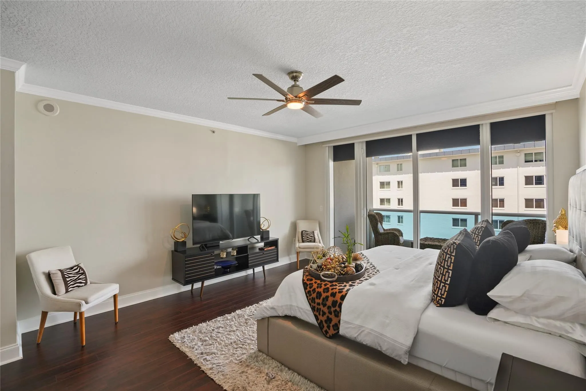 715 Bayshore Dr, #604