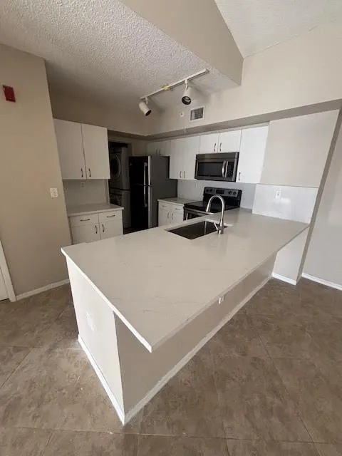 2620 S University Dr, #306