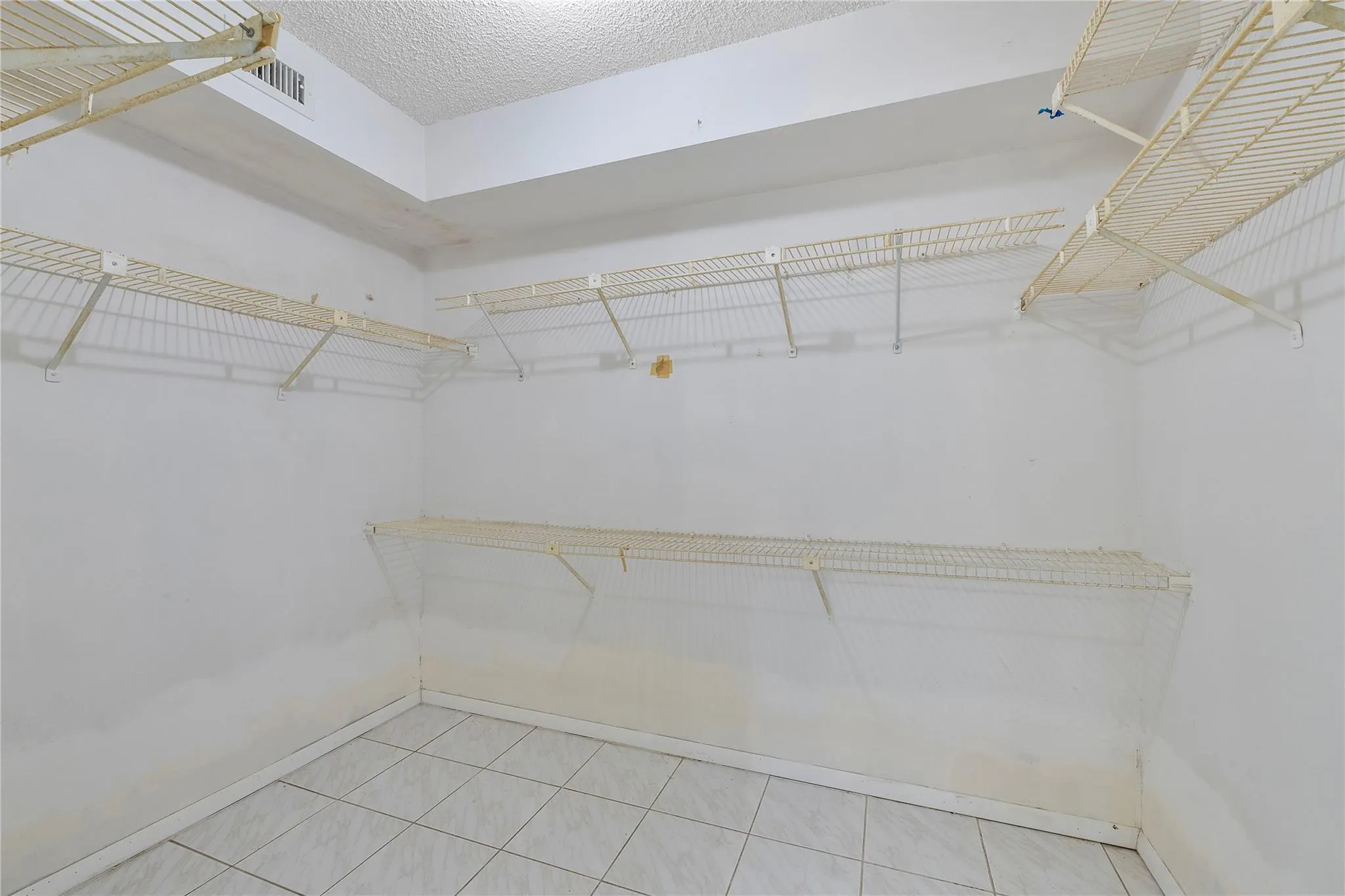 2606 NW 104TH AVE, #208