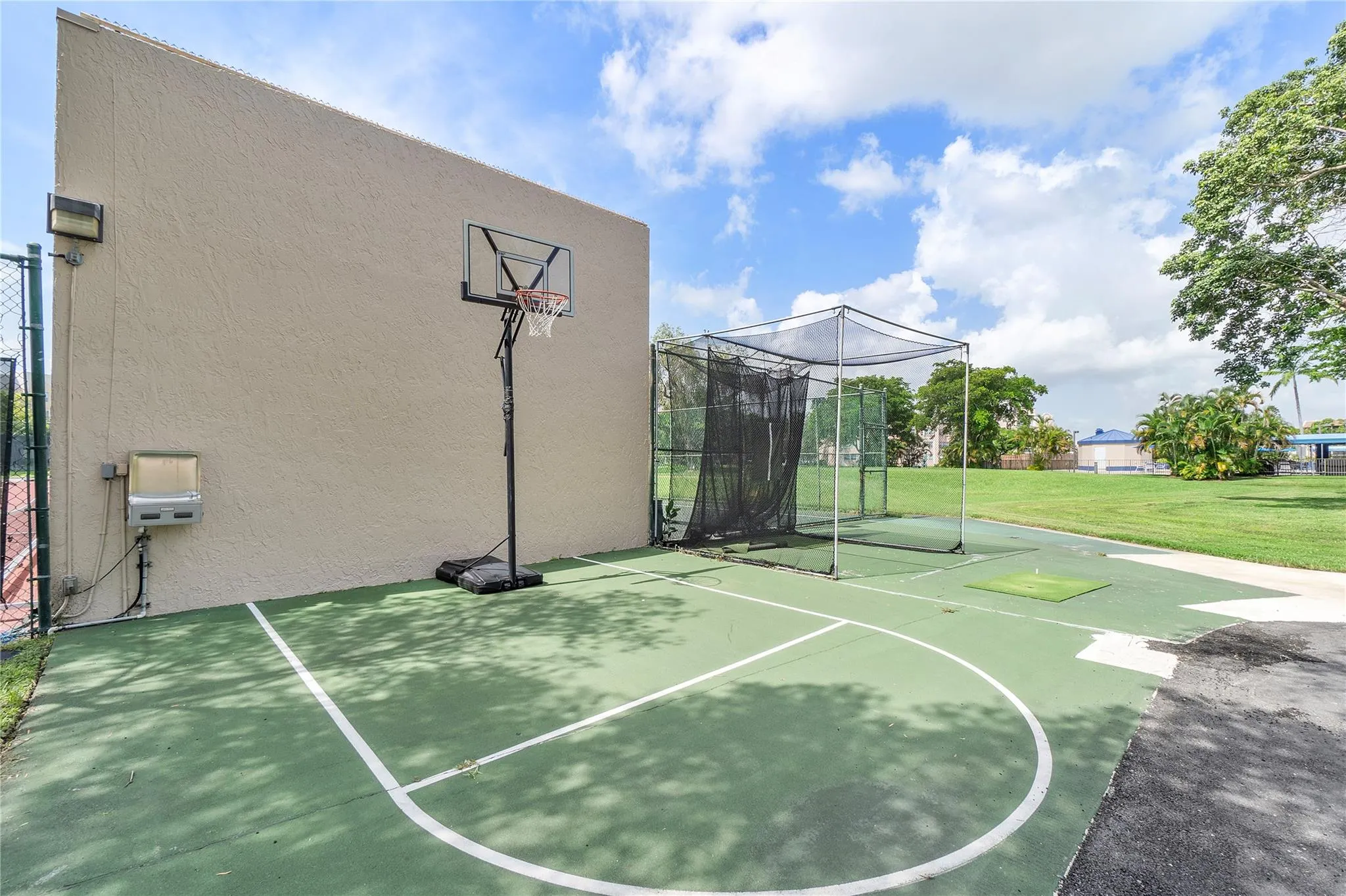 2606 NW 104TH AVE, #208