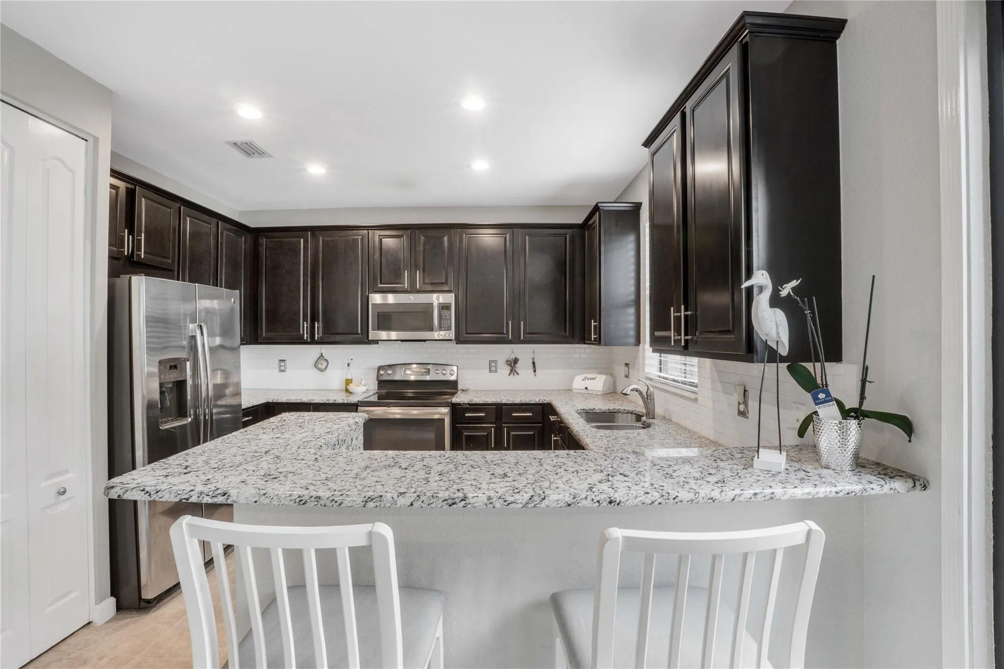 8405 Lakeview Trl