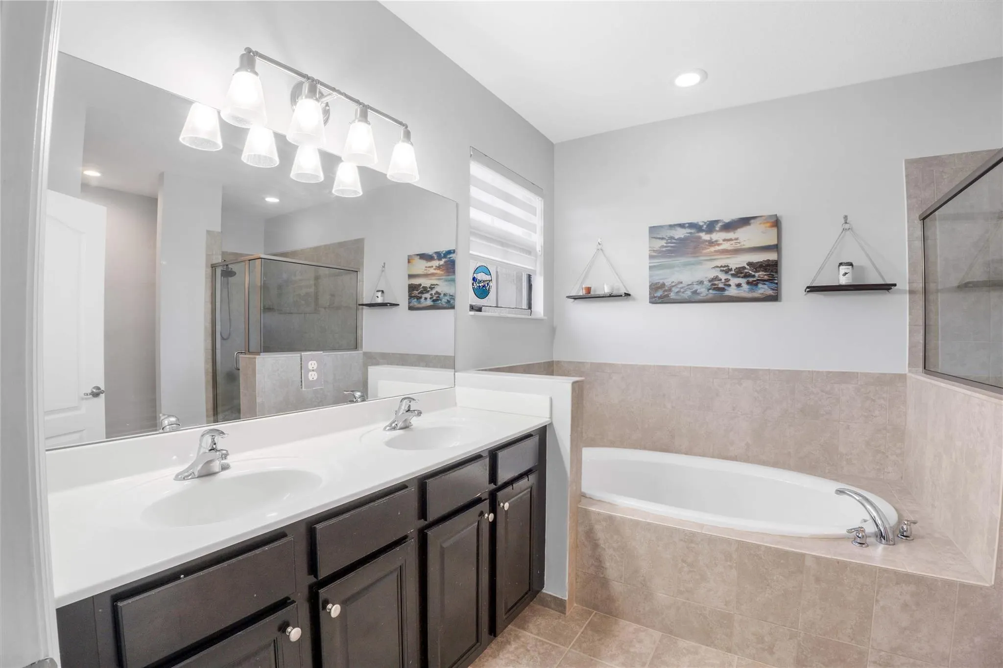 8405 Lakeview Trl