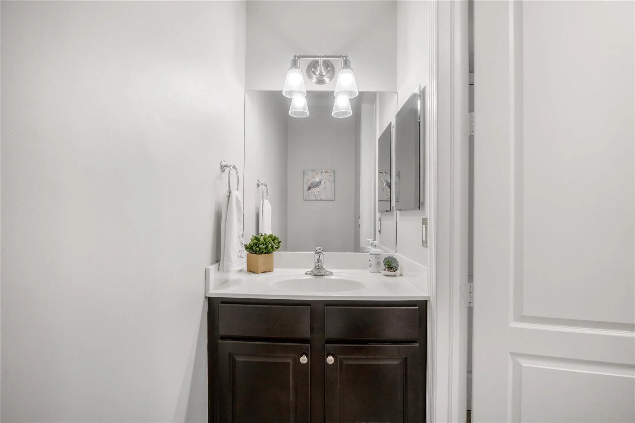 8405 Lakeview Trl